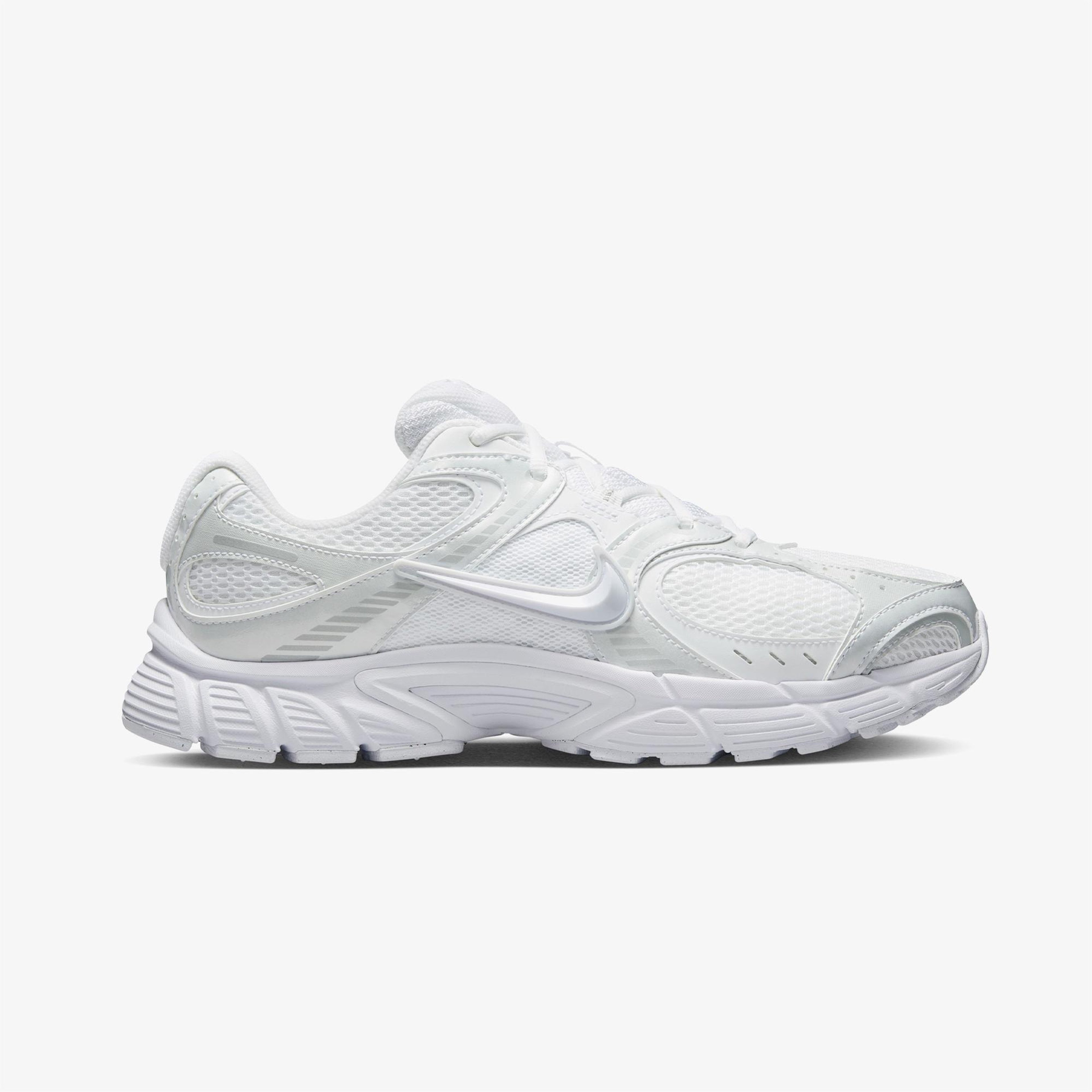 Nike V5 RNR Erkek Beyaz Spor Ayakkabı