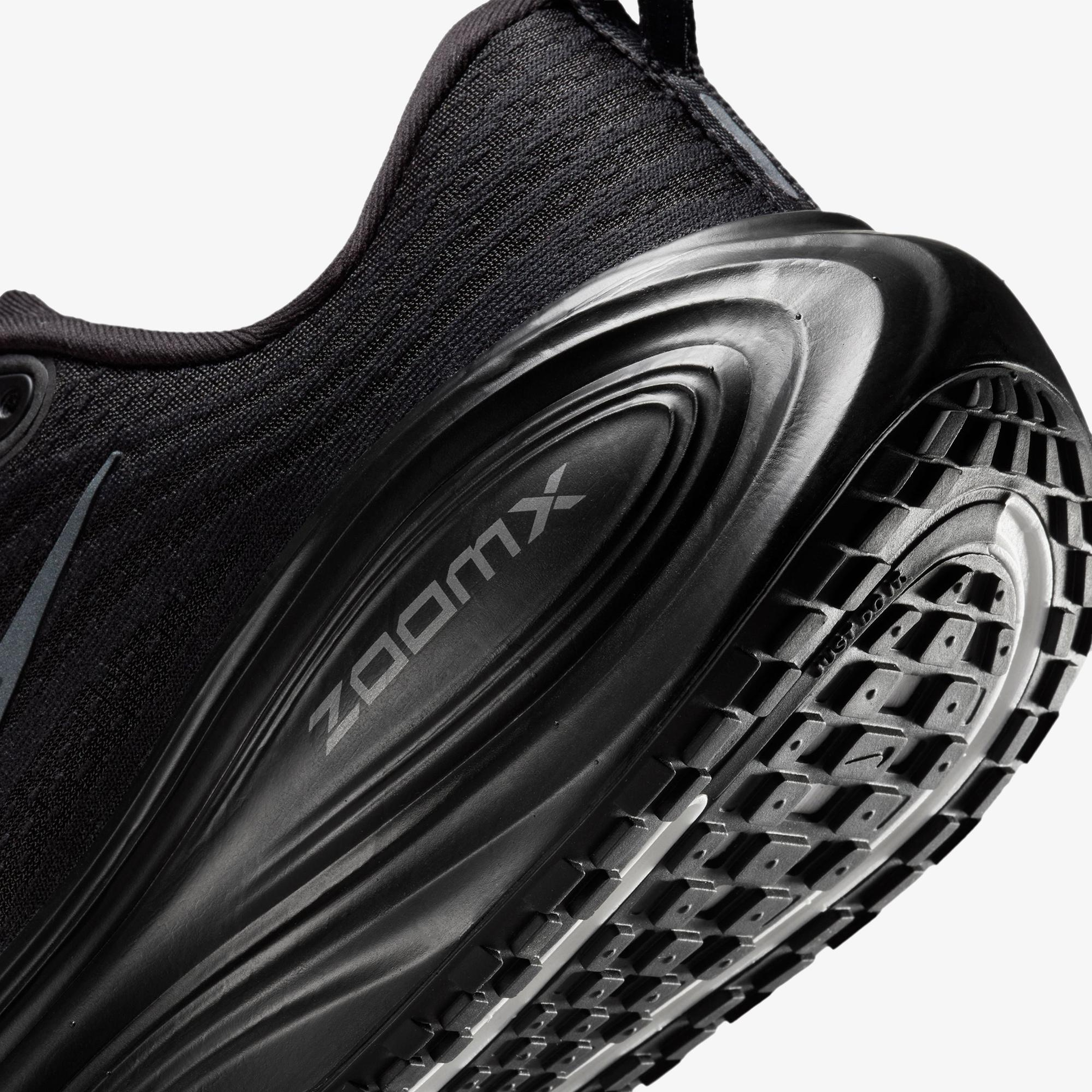 Nike Vomero Plus Kadın Siyah Koşu Ayakkabısı