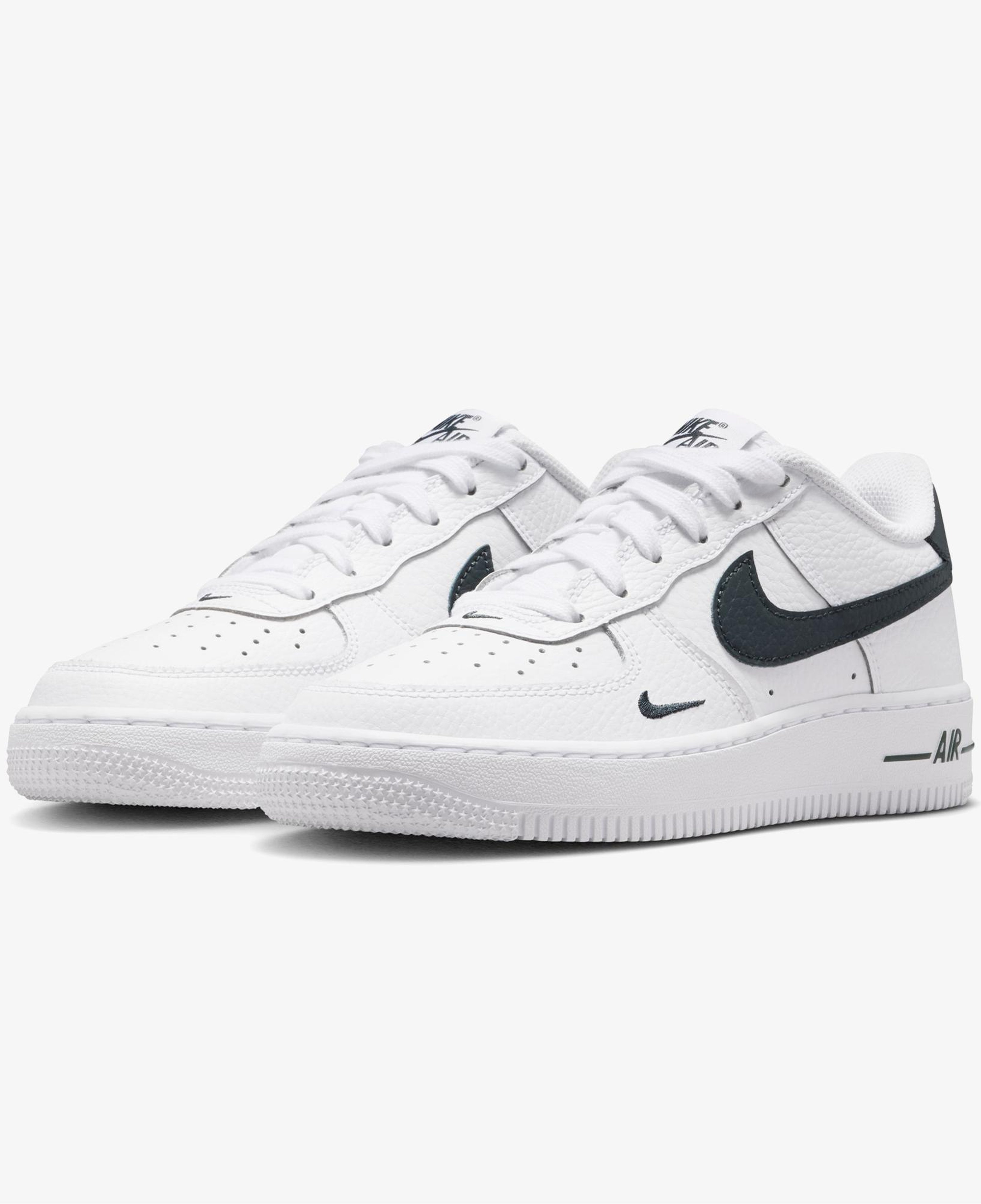 Nike Air Force 1 Genç Çocuk Beyaz Spor Ayakkabı