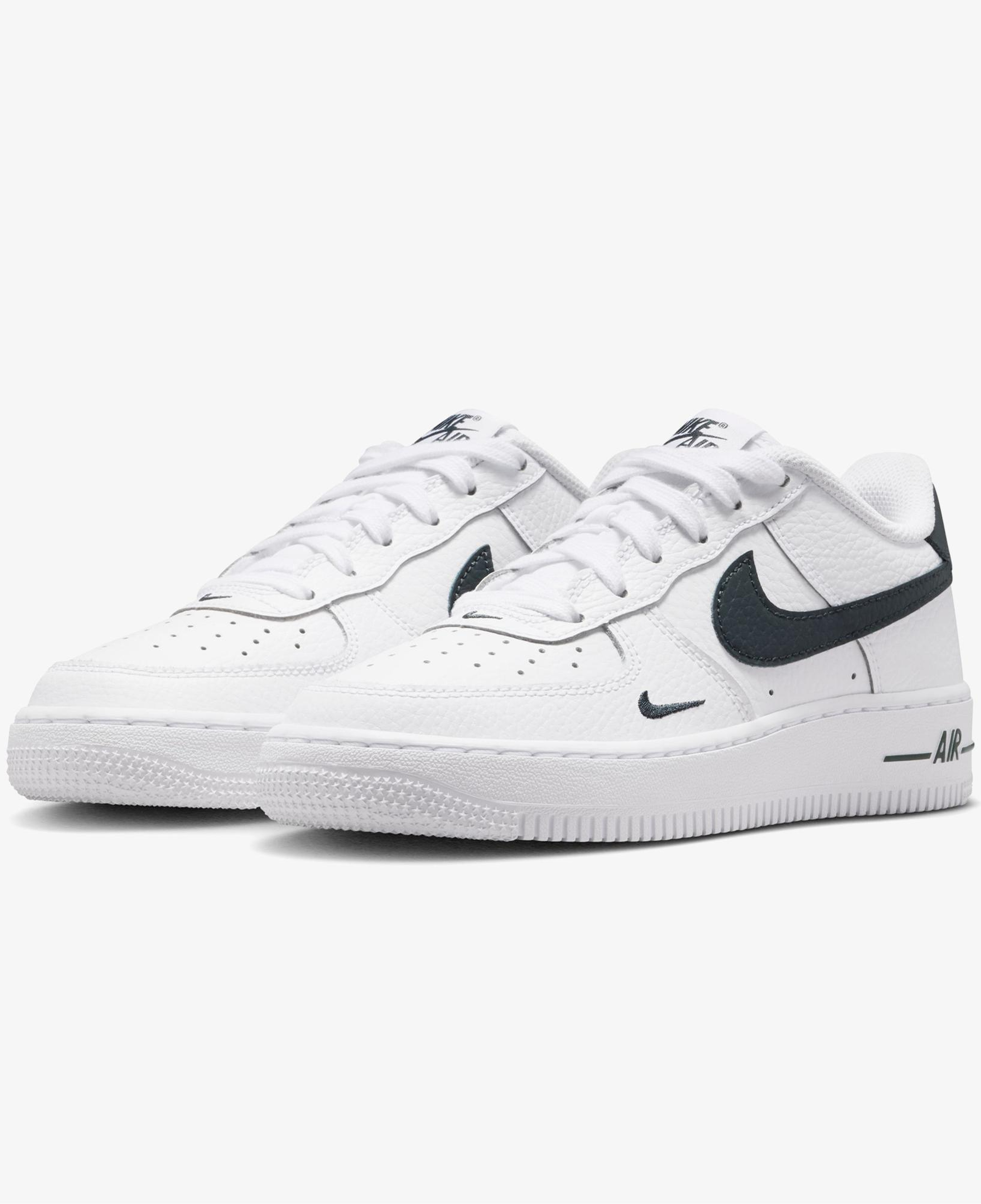 Nike Air Force 1 Genç Çocuk Beyaz Spor Ayakkabı