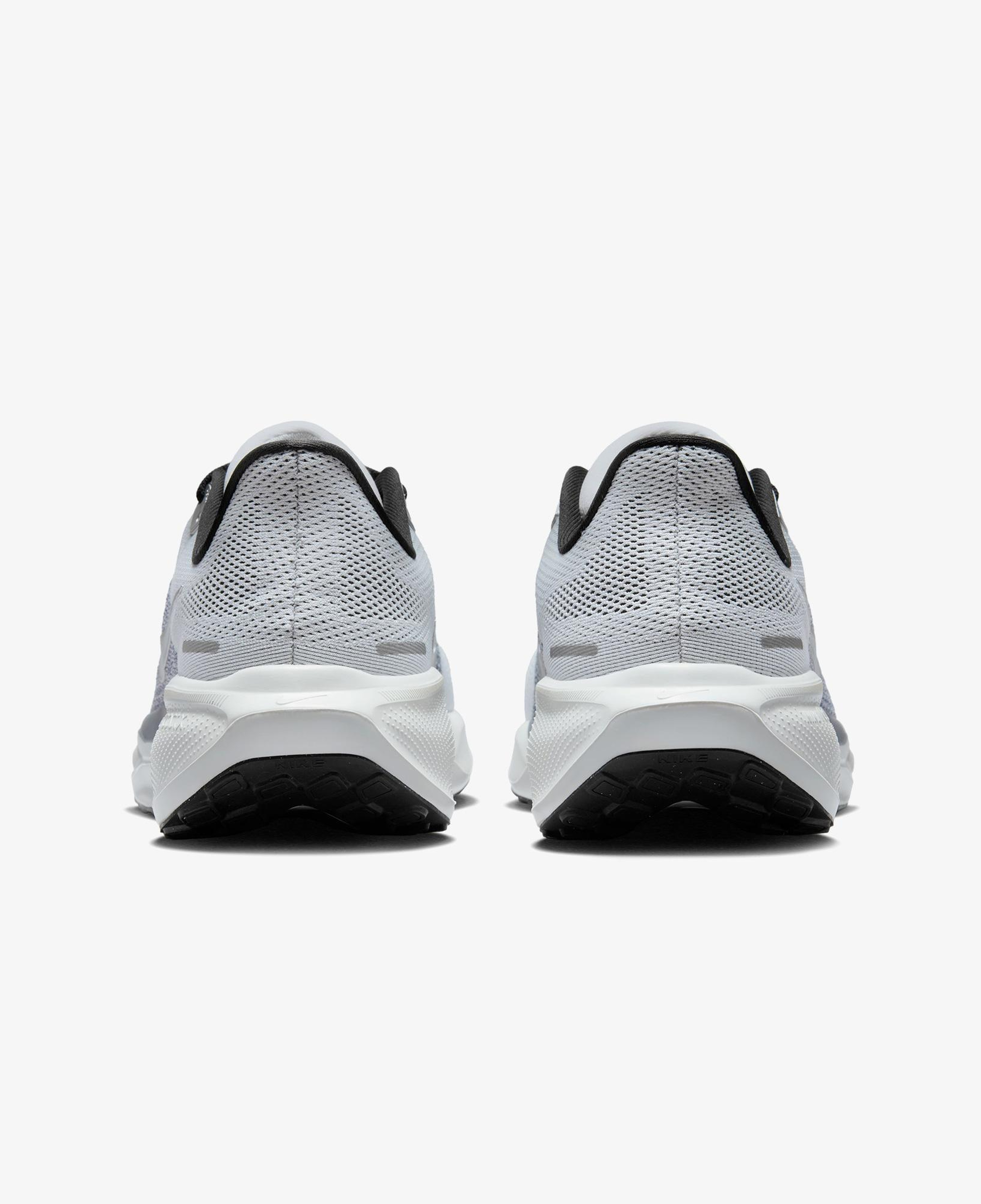 Nike Pegasus 41 Erkek Gri Spor Ayakkabı