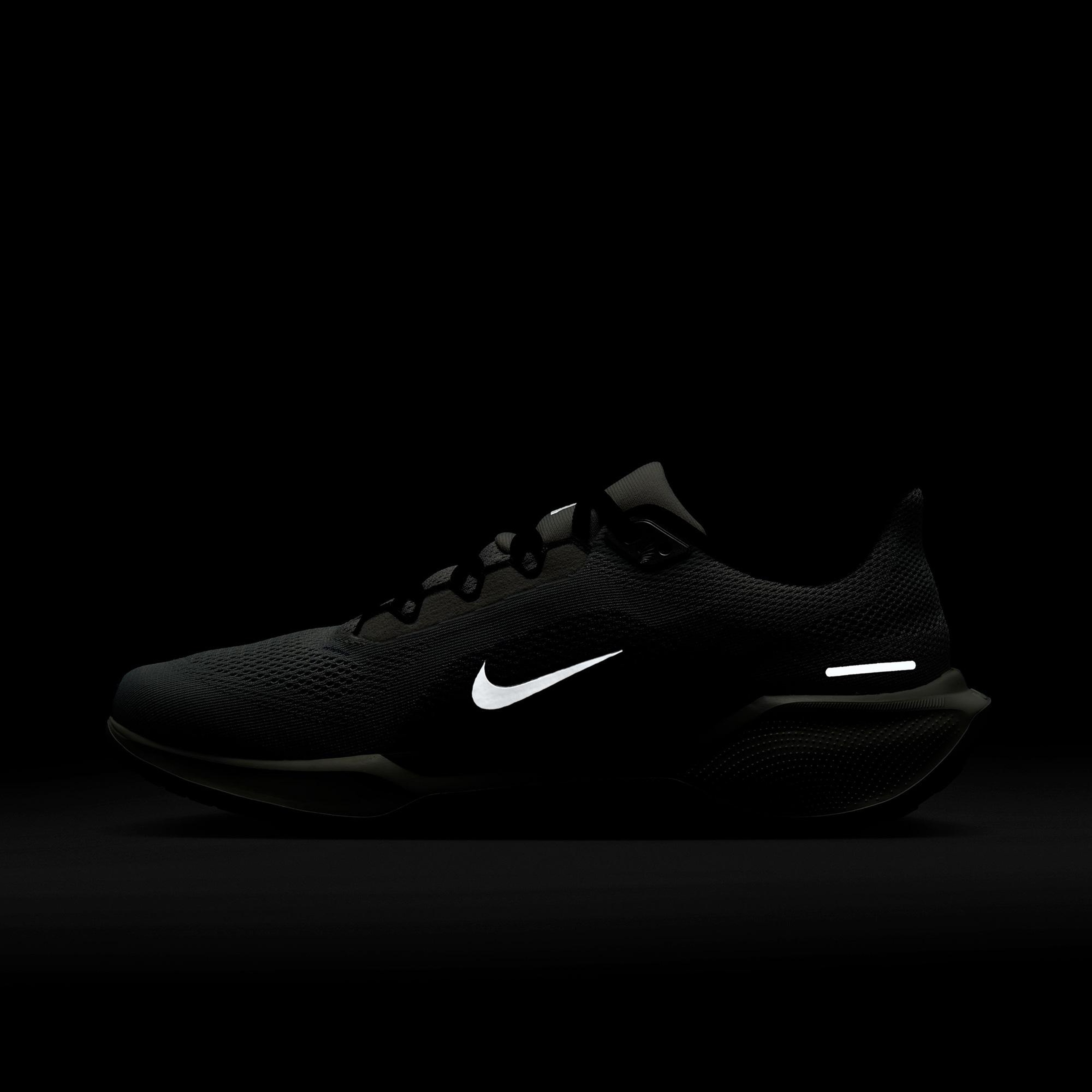 Nike Pegasus 41 Erkek Gri Spor Ayakkabı