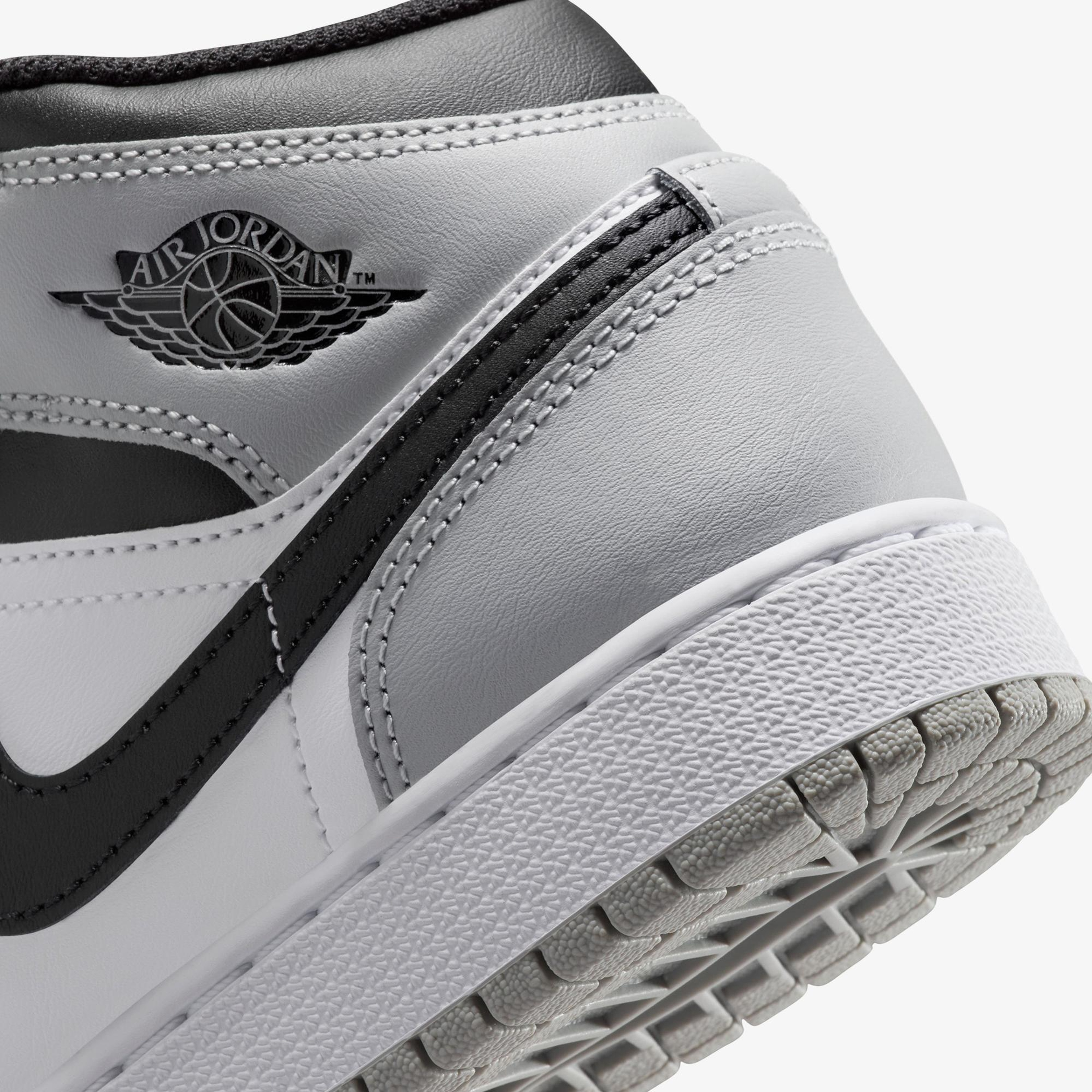 Jordan Air 1 Mid Beyaz Spor Ayakkabı