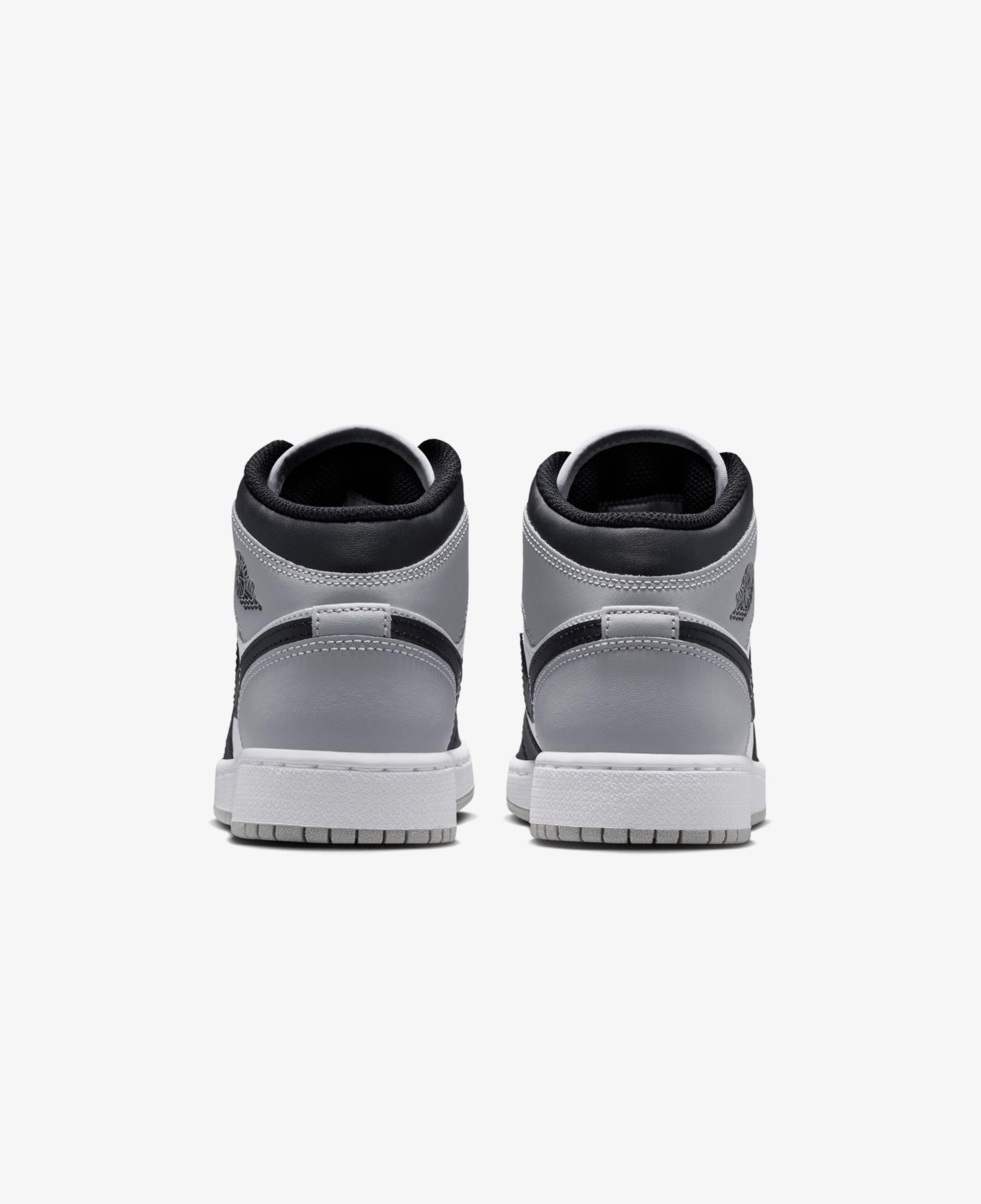 Jordan Air 1 Mid Beyaz Spor Ayakkabı