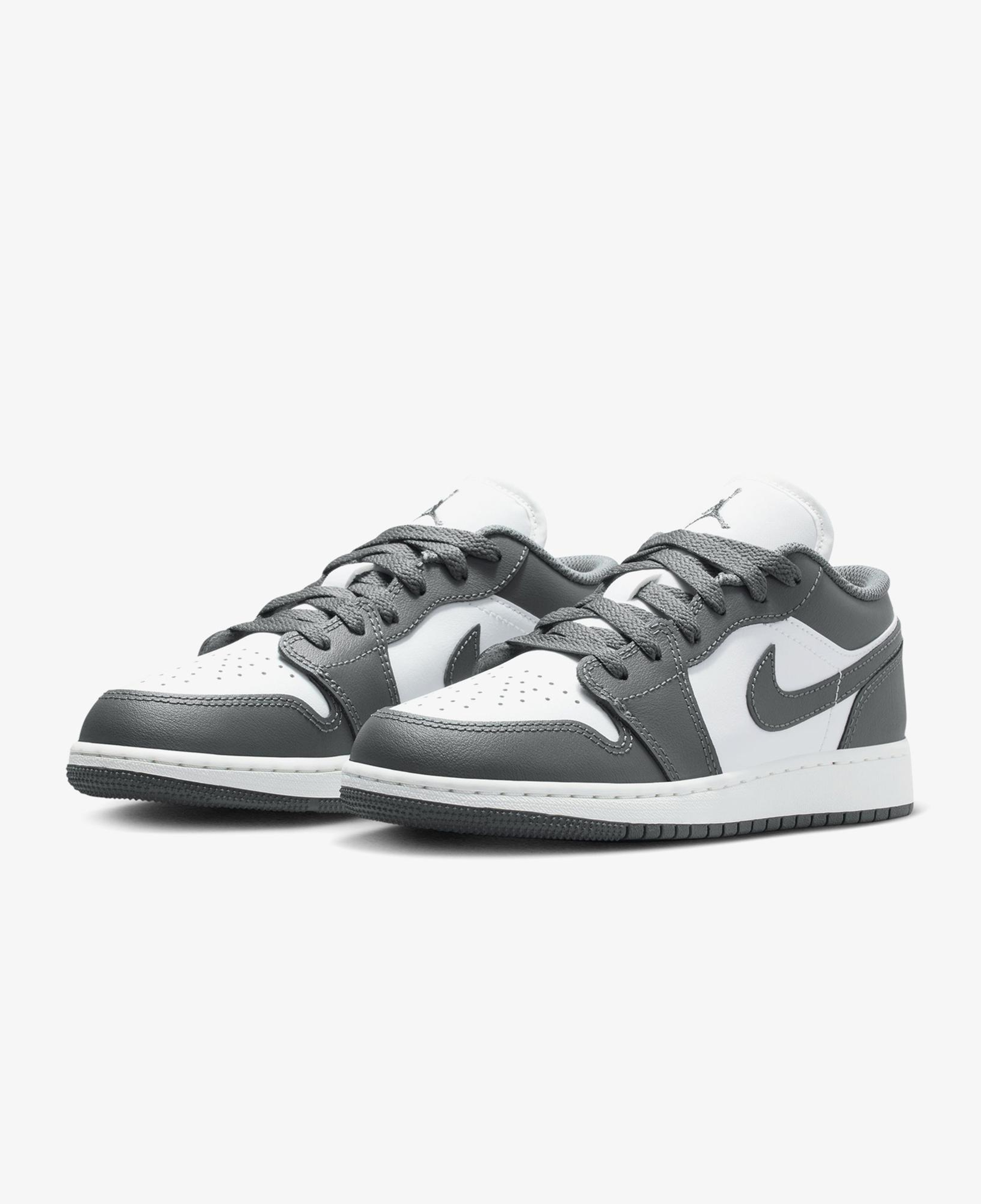 Jordan Air 1 Low Gri Spor Ayakkabı