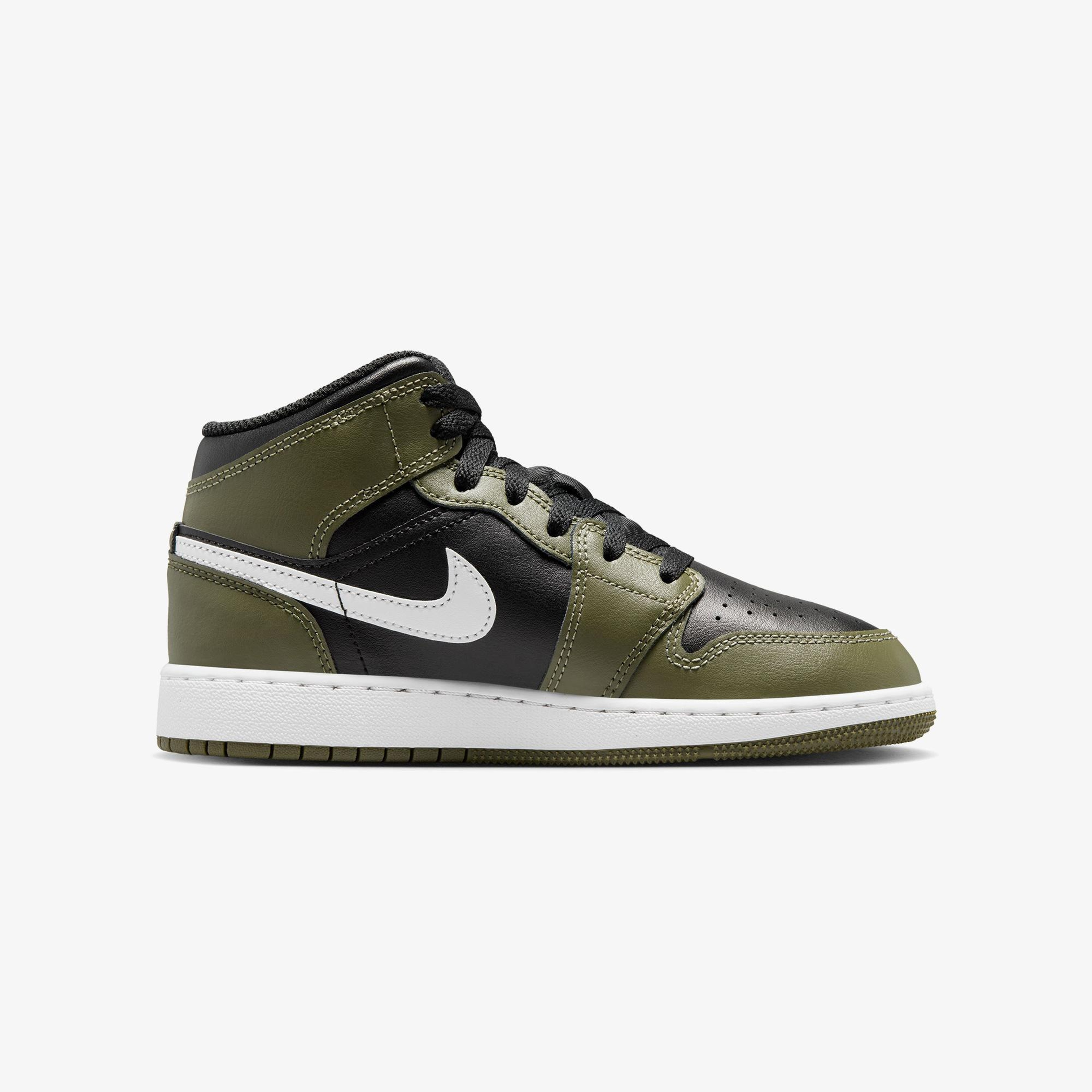 Jordan Air 1 Mid Genç Siyah Spor Ayakkabı