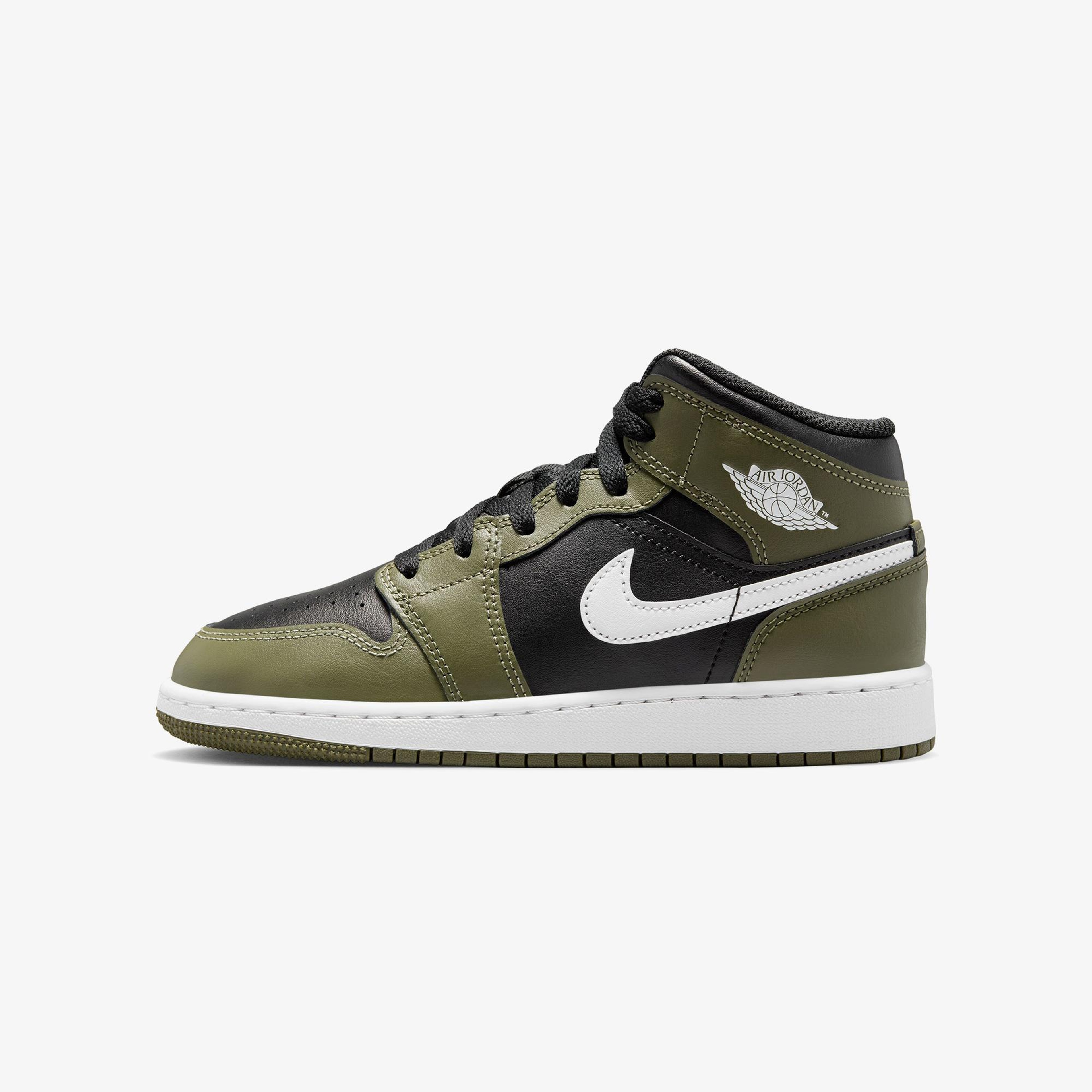 Jordan Air 1 Mid Genç Siyah Spor Ayakkabı