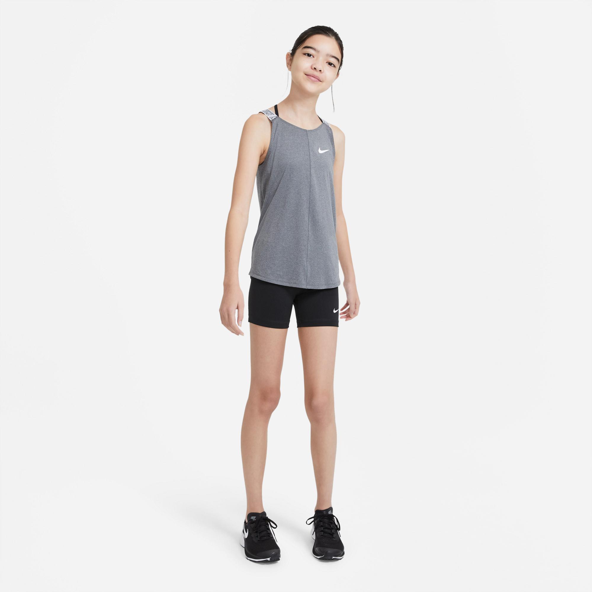 Nike Pro Dri-FIT 3in Çocuk Siyah Şort