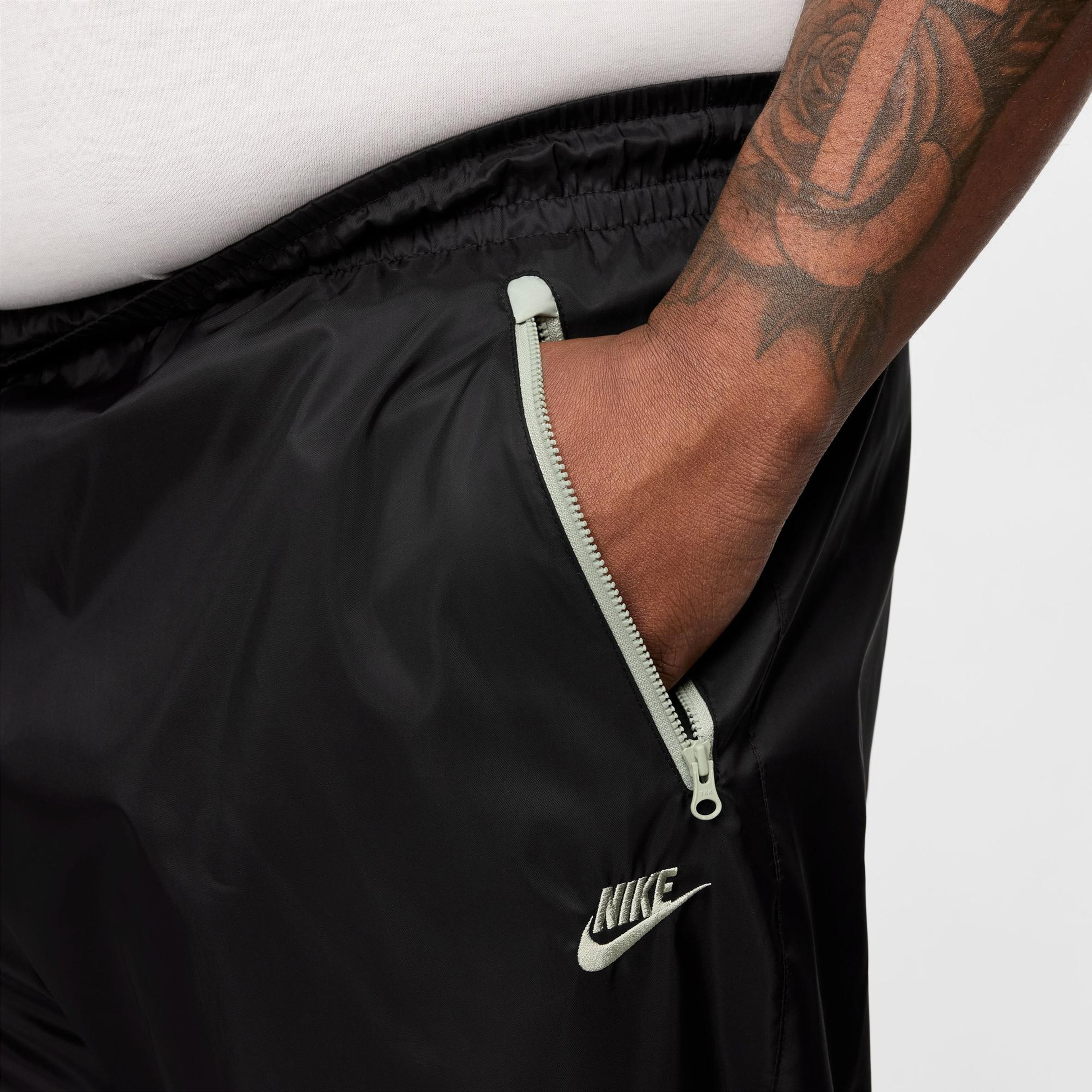 Nike Windrunner Woven Erkek Siyah Eşofman Altı