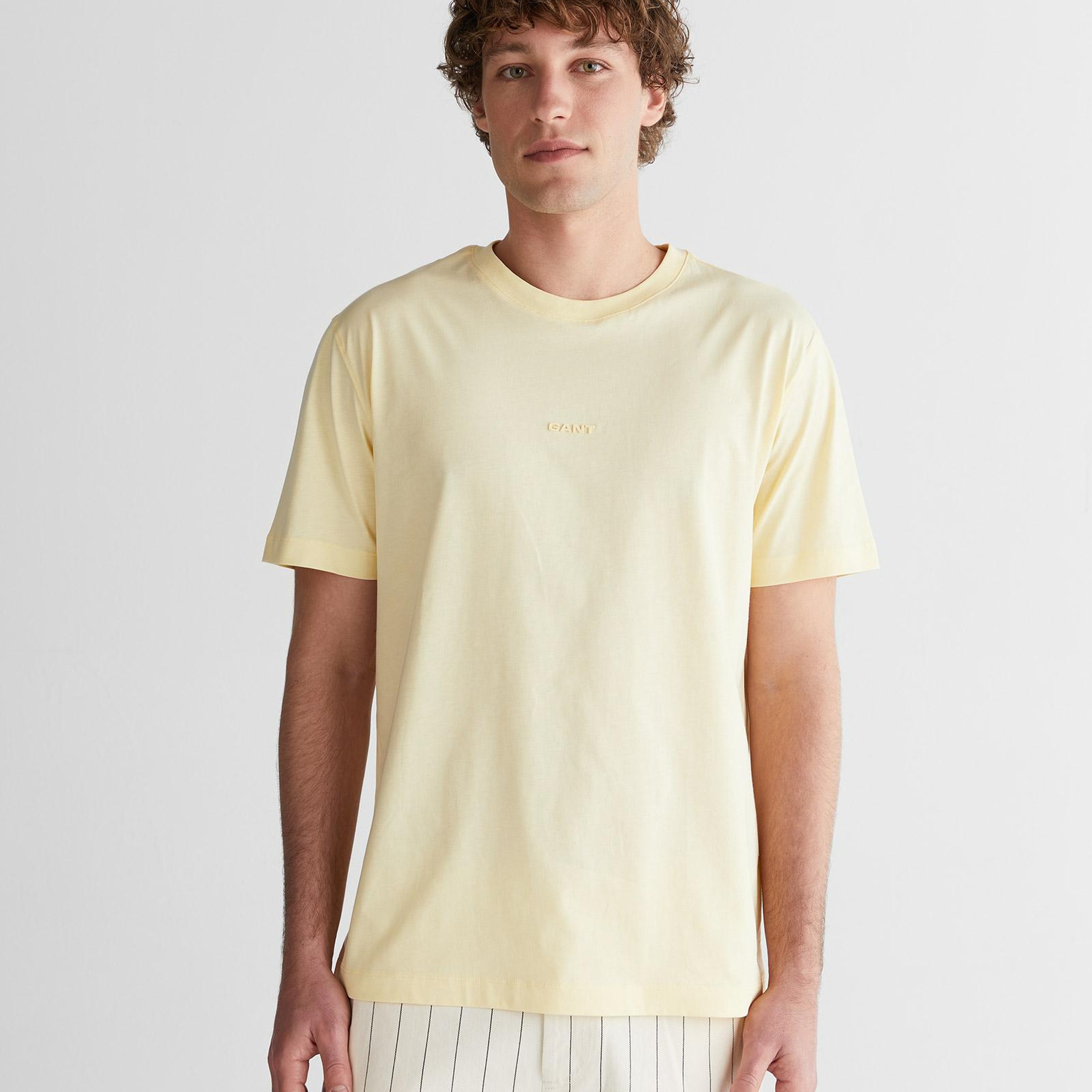 GANT Erkek Sarı Baskılı Kısa Kollu T-Shirt