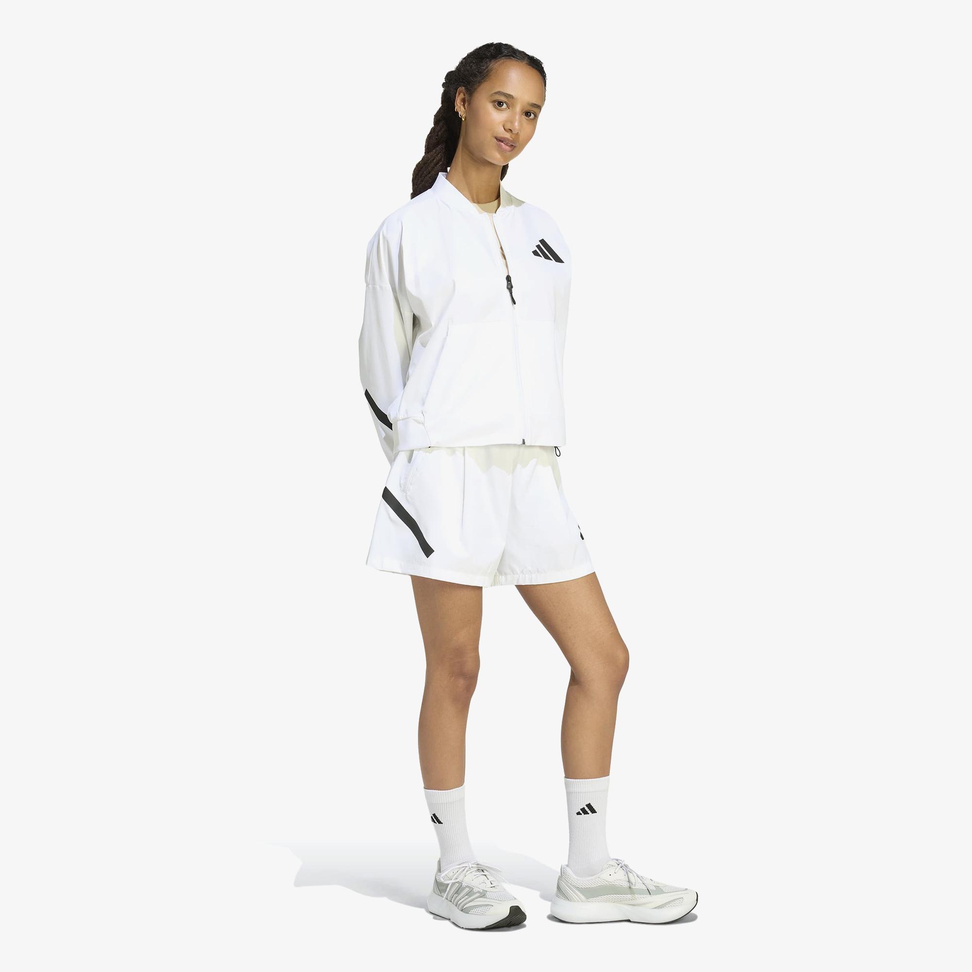 adidas Z.N.E. Kadın Beyaz Şort