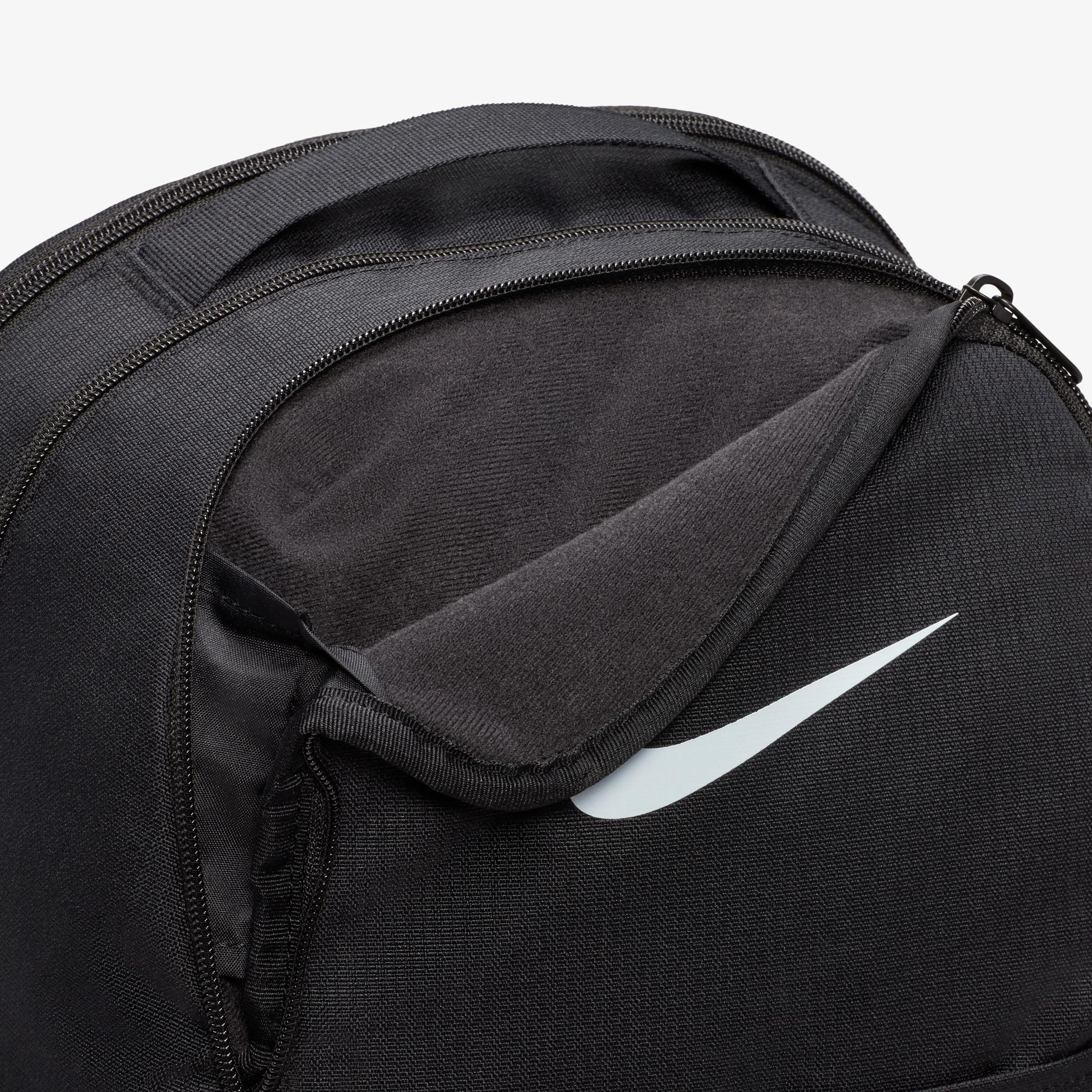Nike Brasilia 9.5 Unisex Siyah Sırt Çantası
