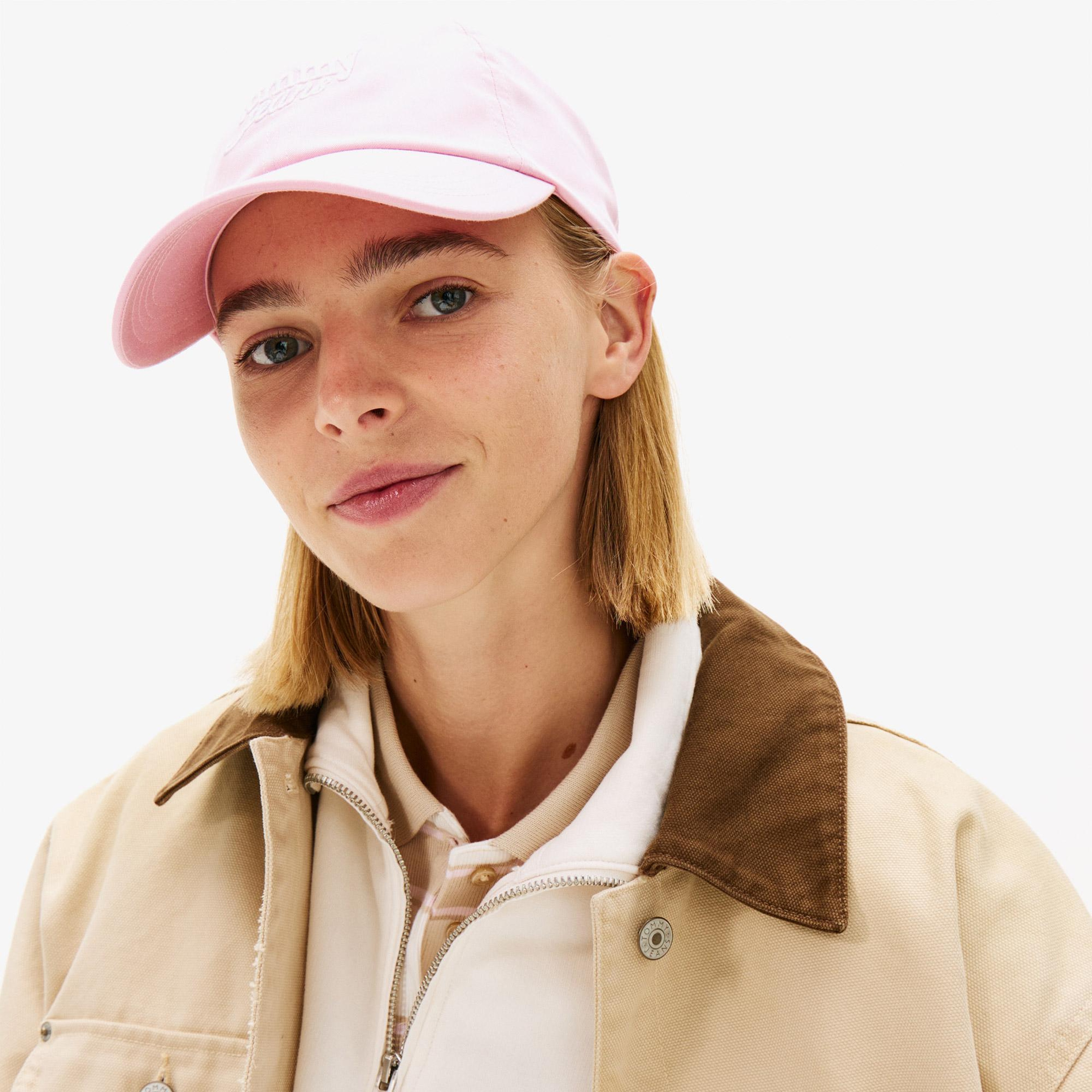 Tommy Hilfiger Script Kadın Pembe Şapka