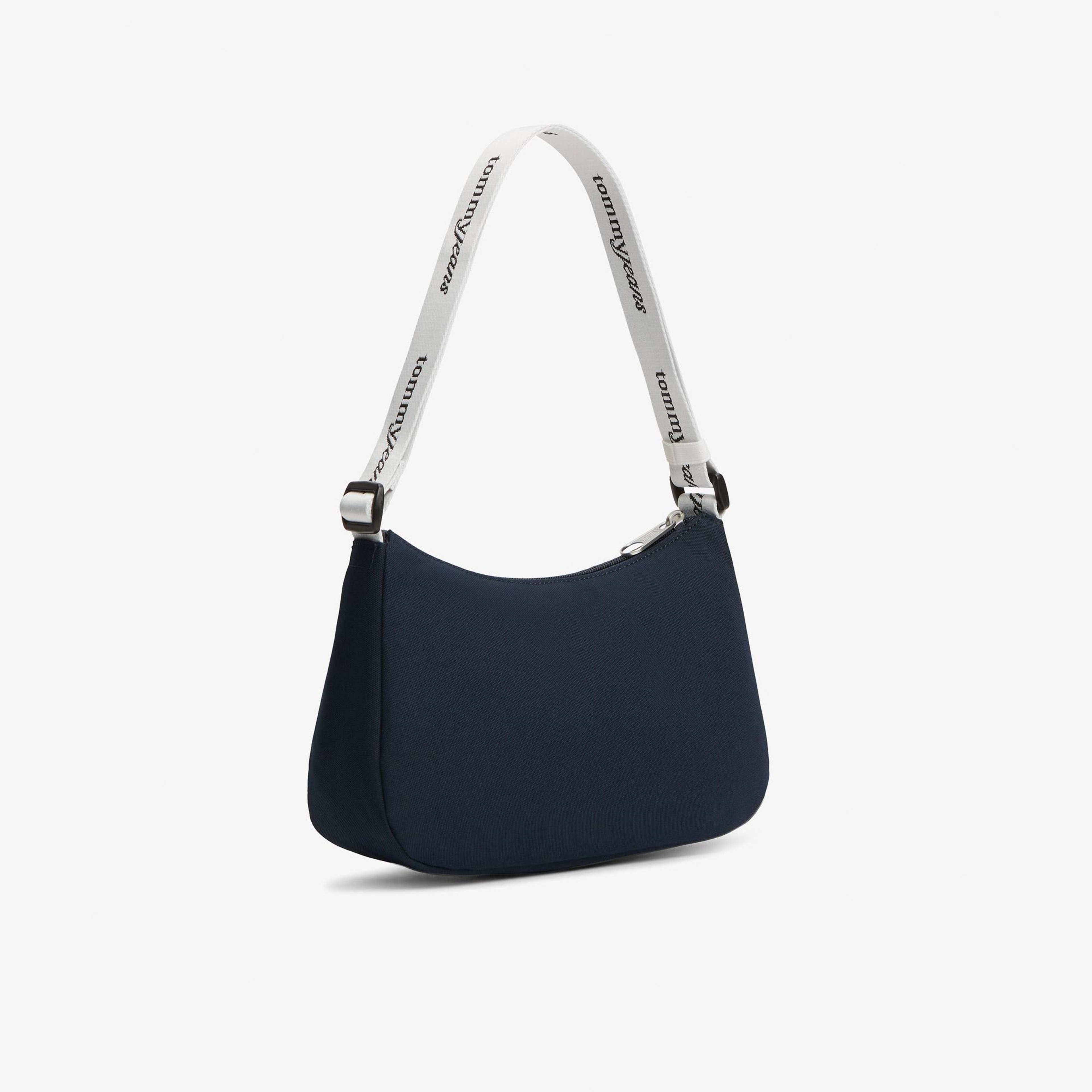 Tommy Hilfiger Essential Daily Kadın Lacivert Omuz Çantası