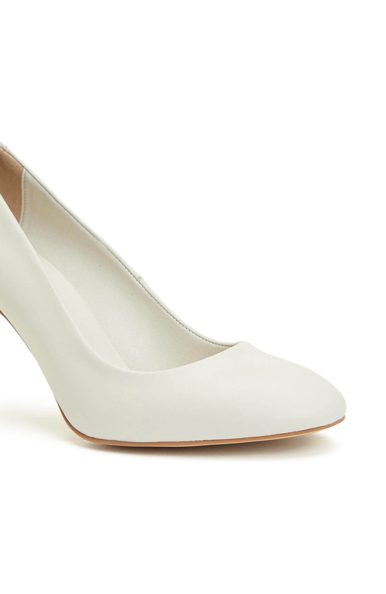 Divarese Kadın Kırık Beyaz Deri Stiletto