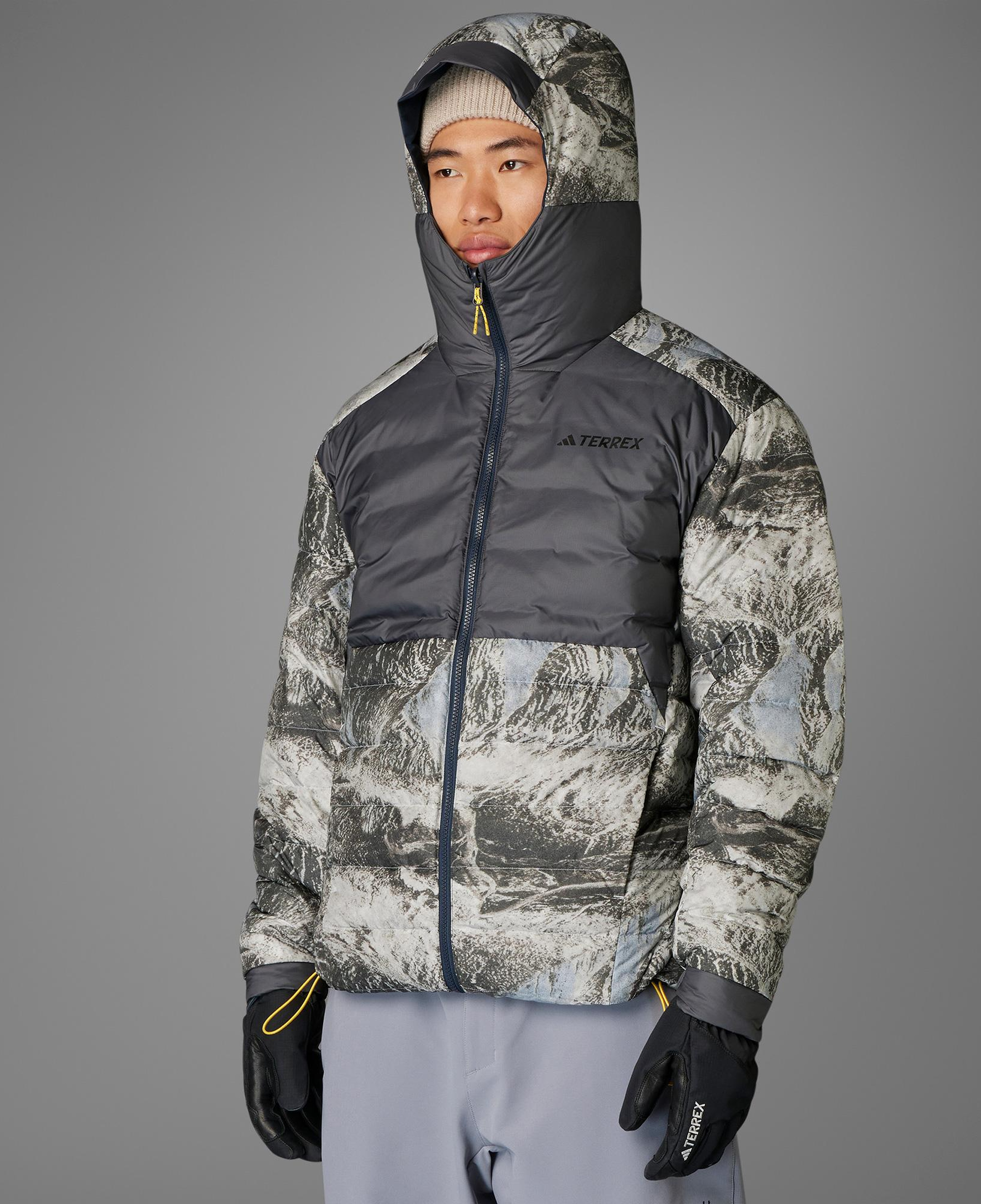 adidas Terrex National Geographic Erkek Gri Outdoor Ceket