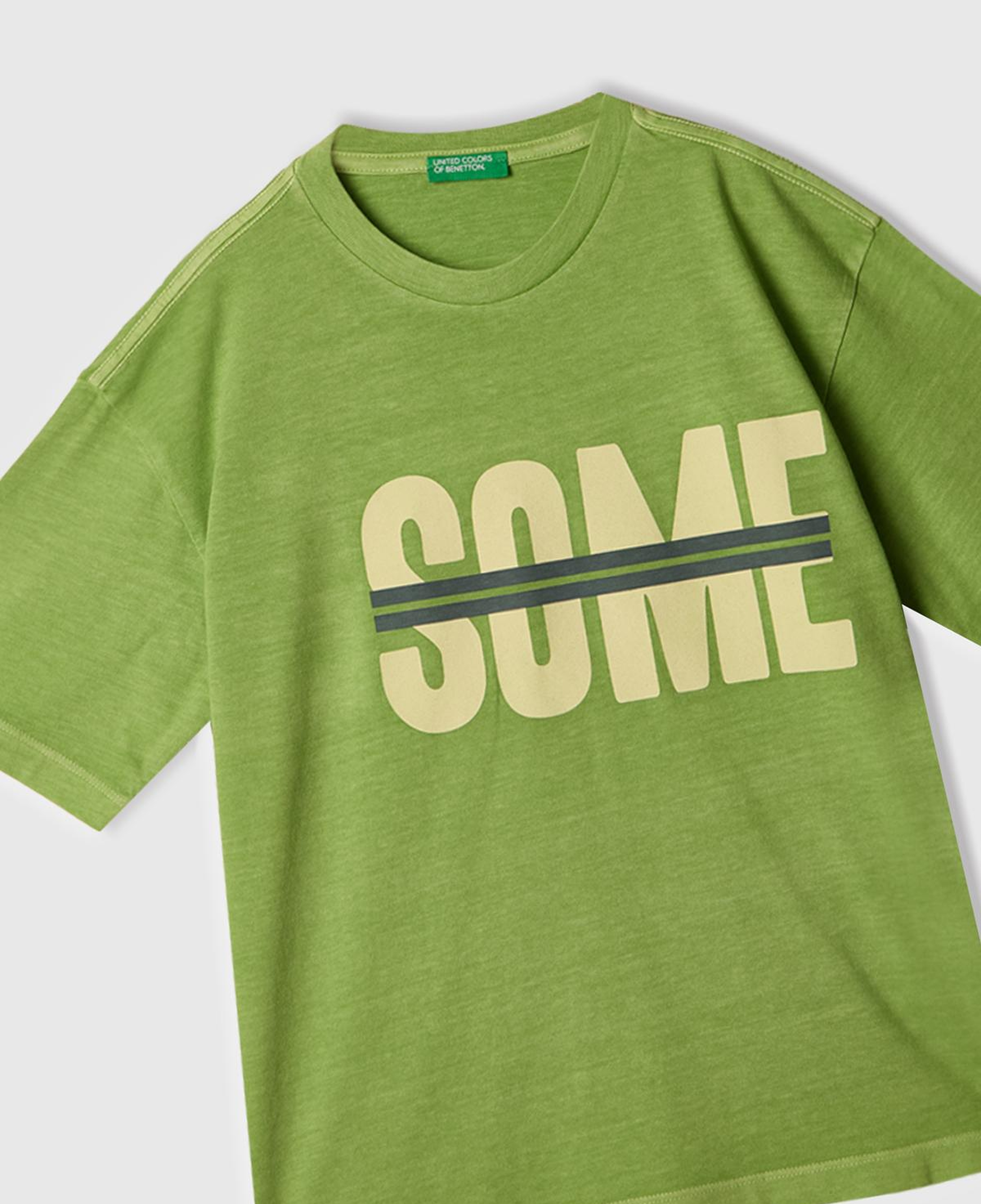 Erkek Çocuk Fıstık Yeşili Slogan Baskılı Soluk Efektli T-Shirt