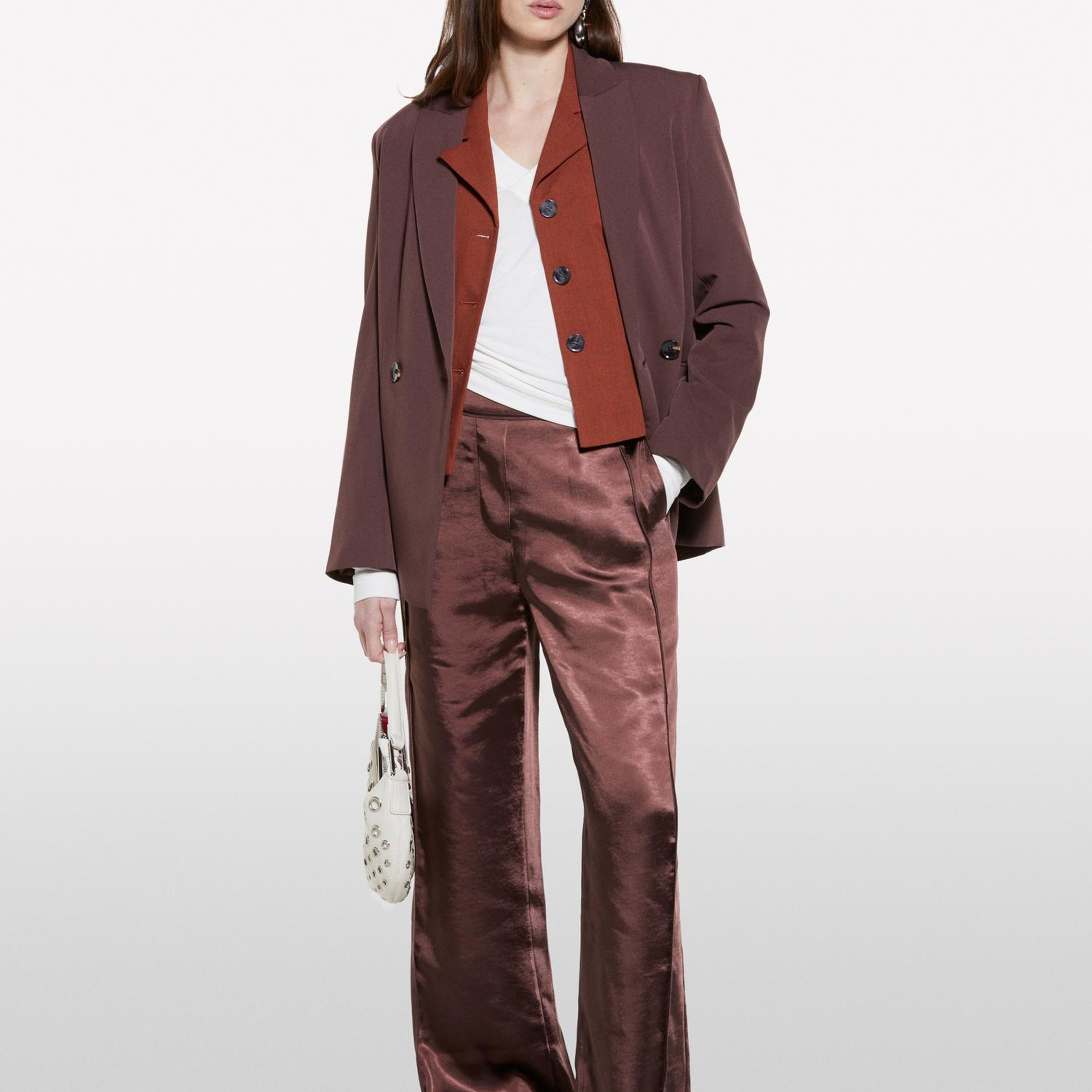 Kadın Bej Viskoz Karışımlı V Yaka Slim Fit Bluz