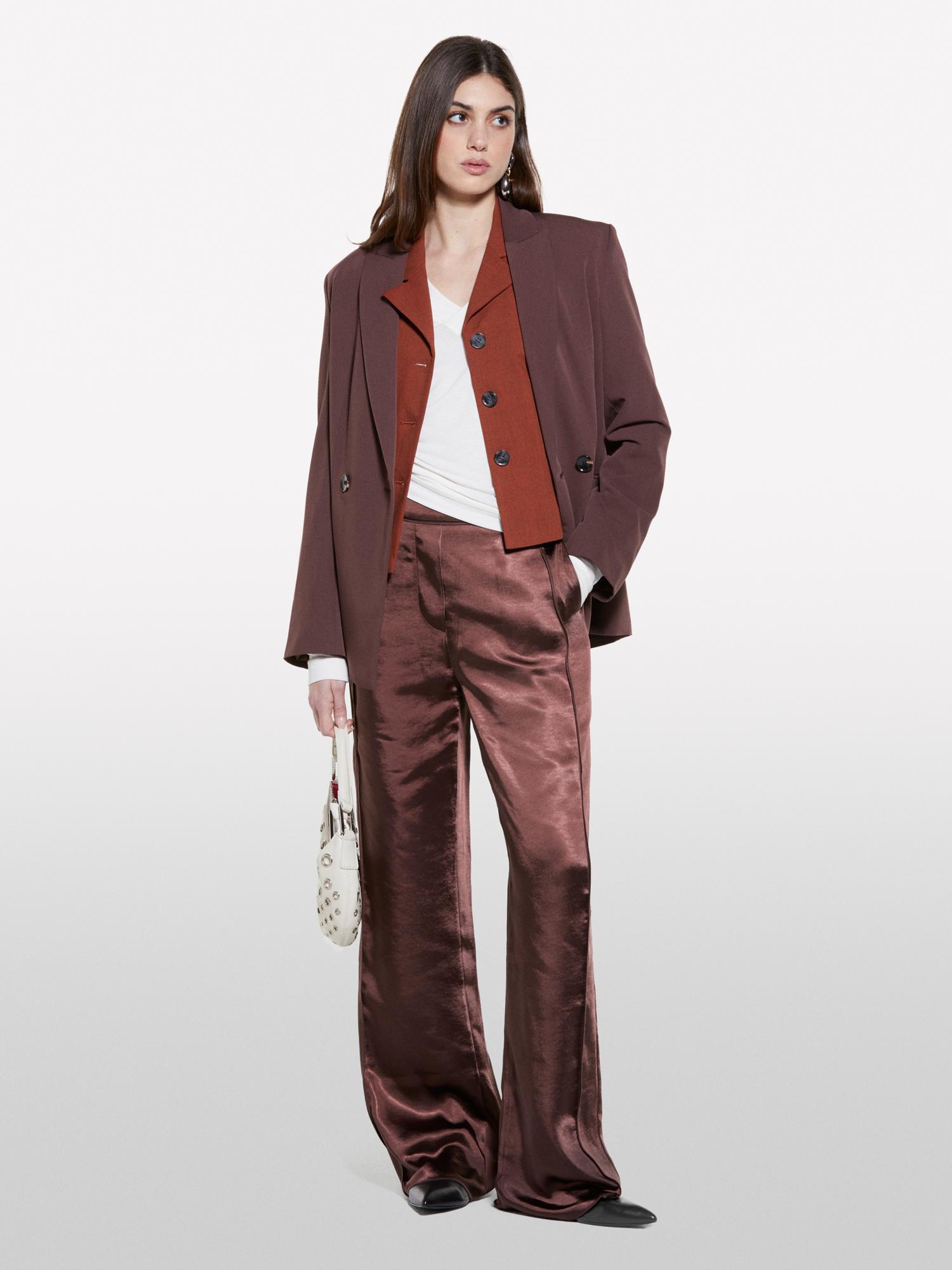 Kadın Bej Viskoz Karışımlı V Yaka Slim Fit Bluz