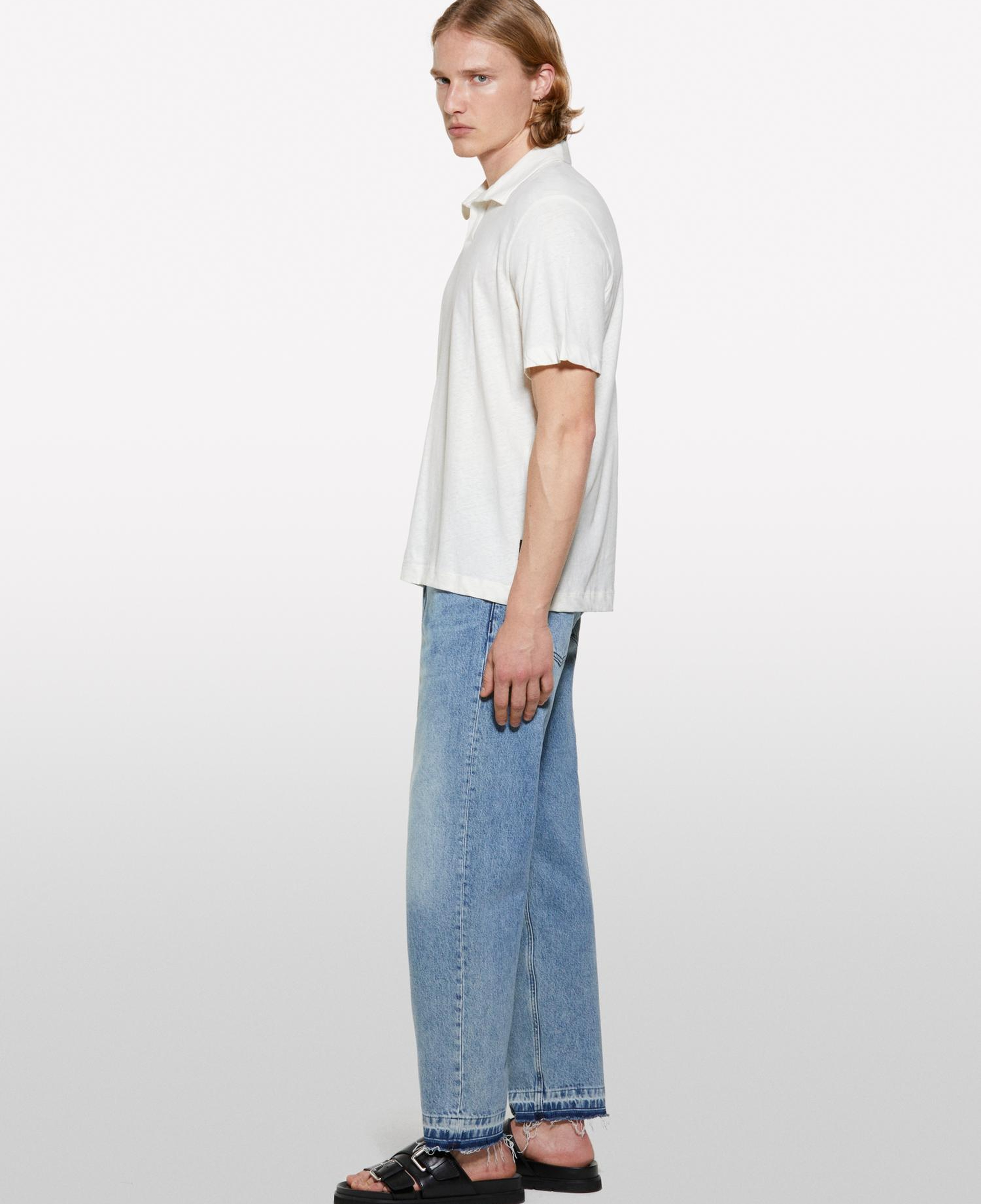 Erkek Açık Krem Keten Karışımlı Düğmesiz Regular Fit Polo T-Shirt