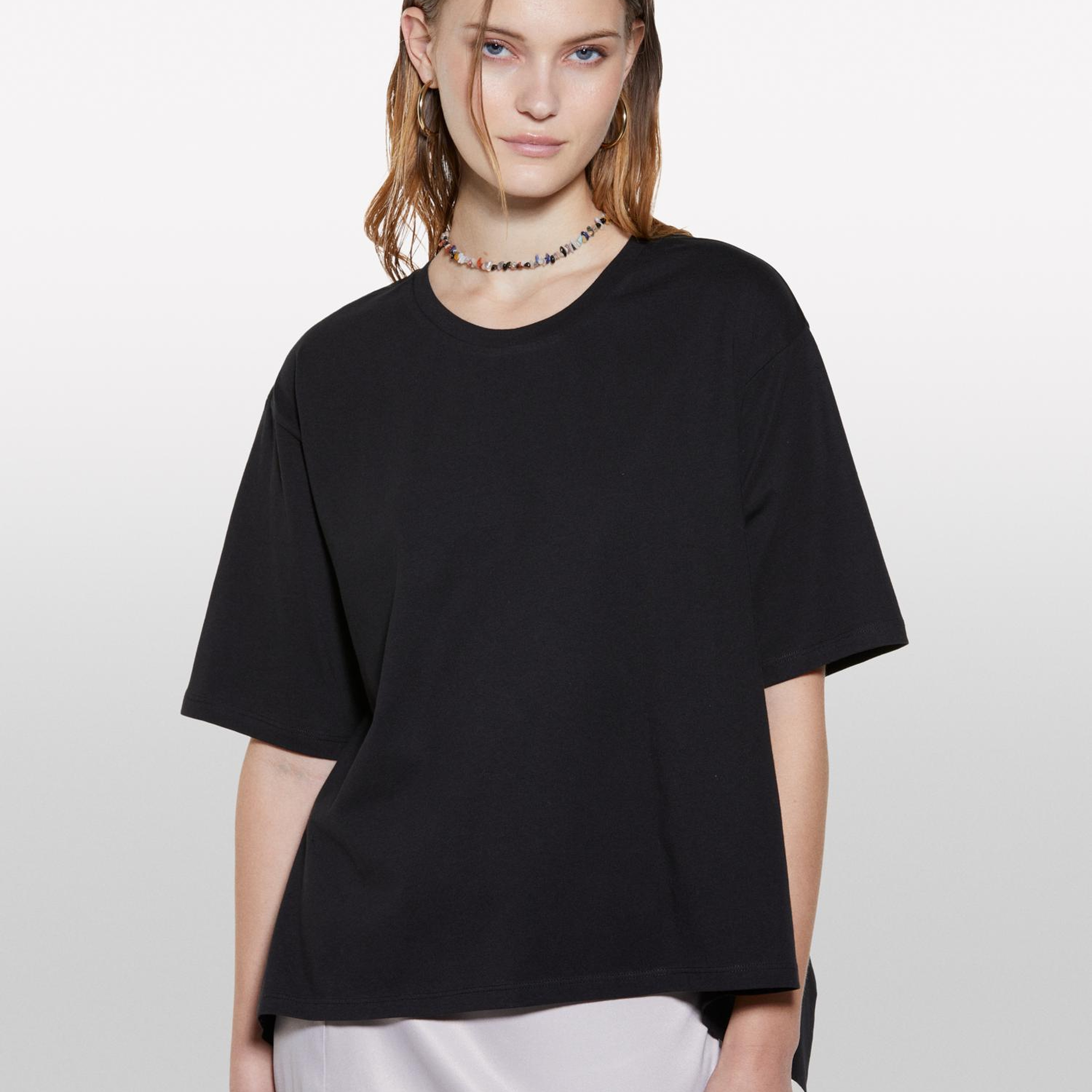 Kadın Siyah %100 Pamuk Arkası Bağcıklı Bisiklet Yaka Regular Fit T-Shirt