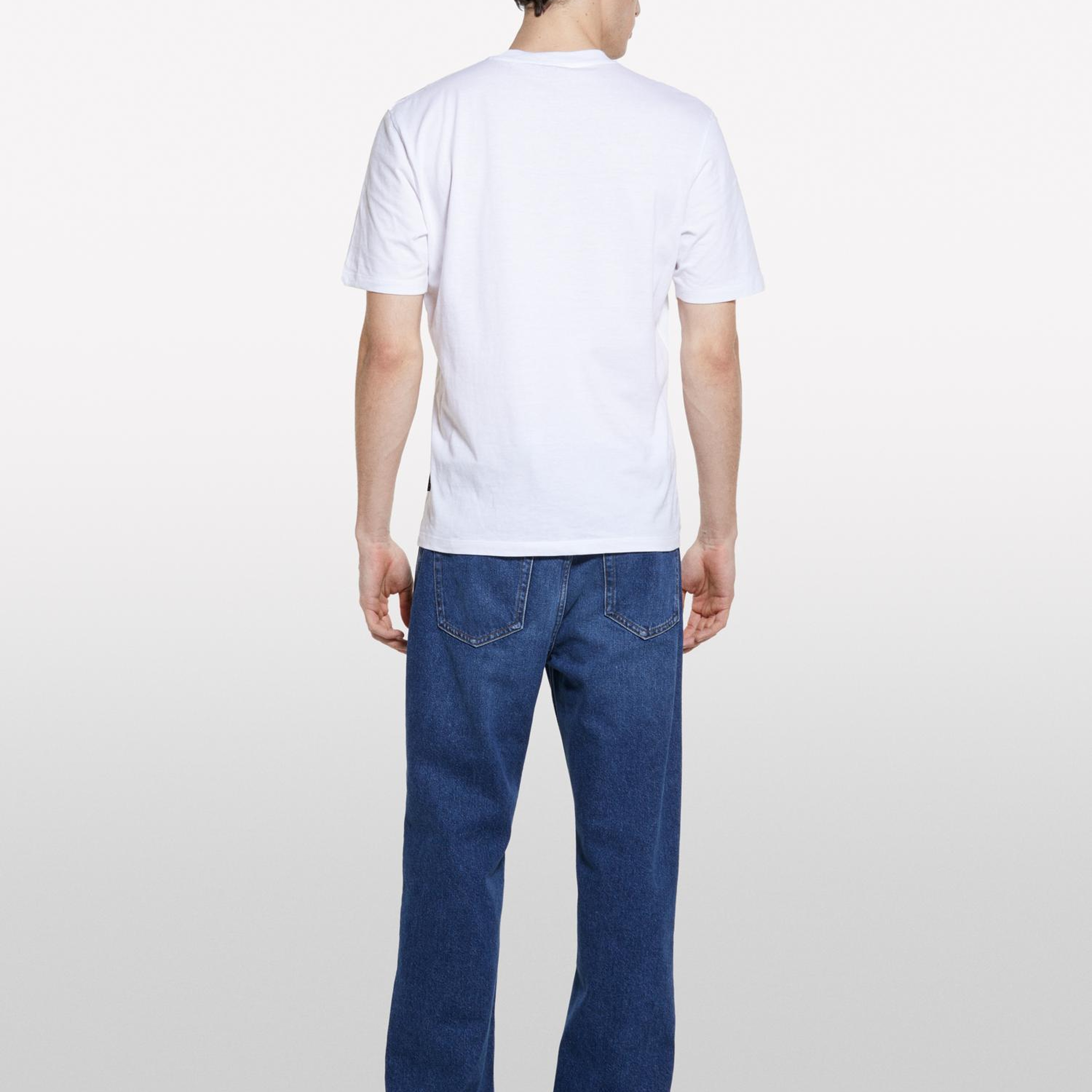 Erkek Koyu Beyaz %100 Pamuk Baskılı Bisiklet Yaka Regular Fit T-Shirt