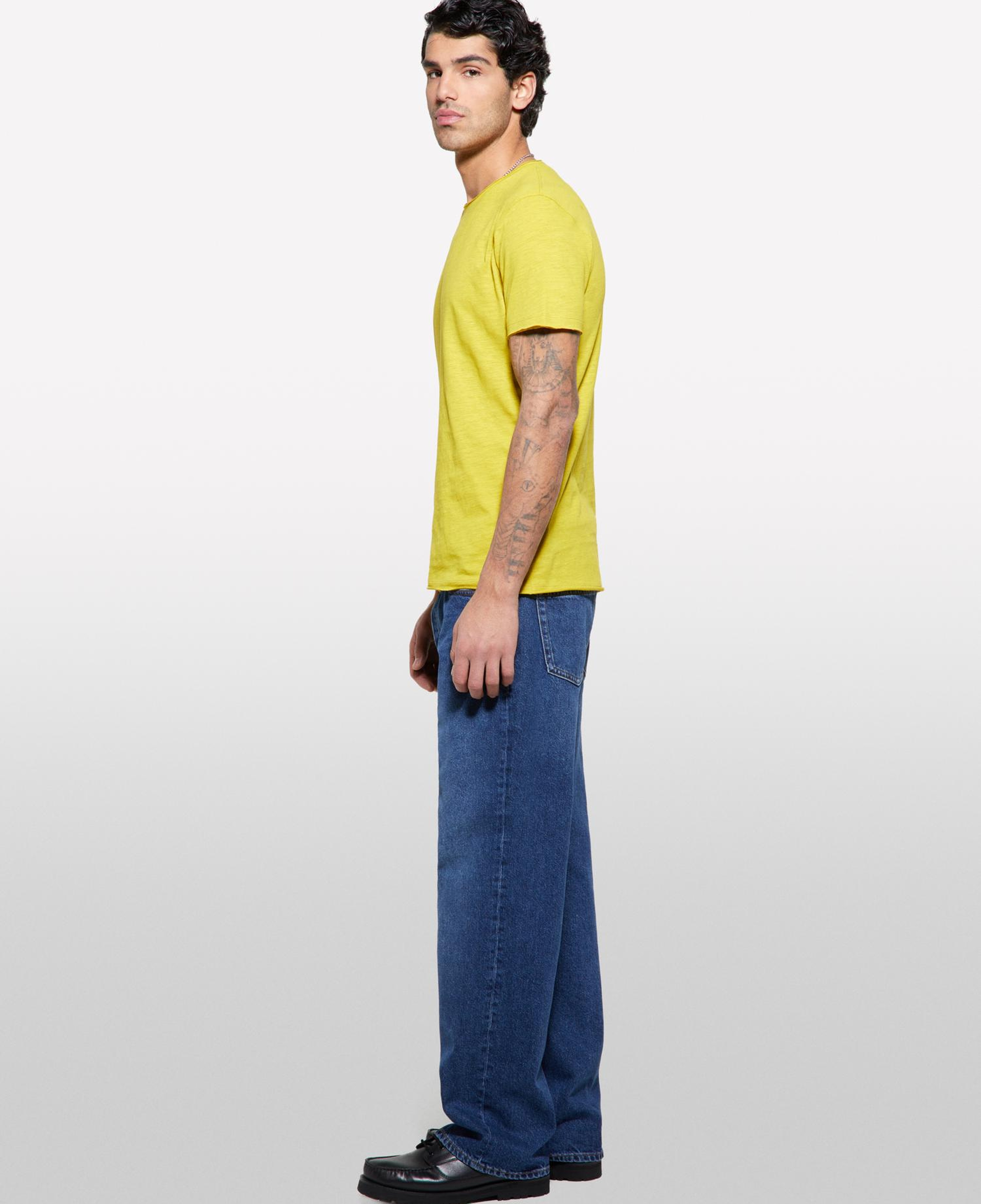 Erkek Hardal Sarı %100 Pamuk Bisiklet Yaka Slim Fit Slub T-Shirt