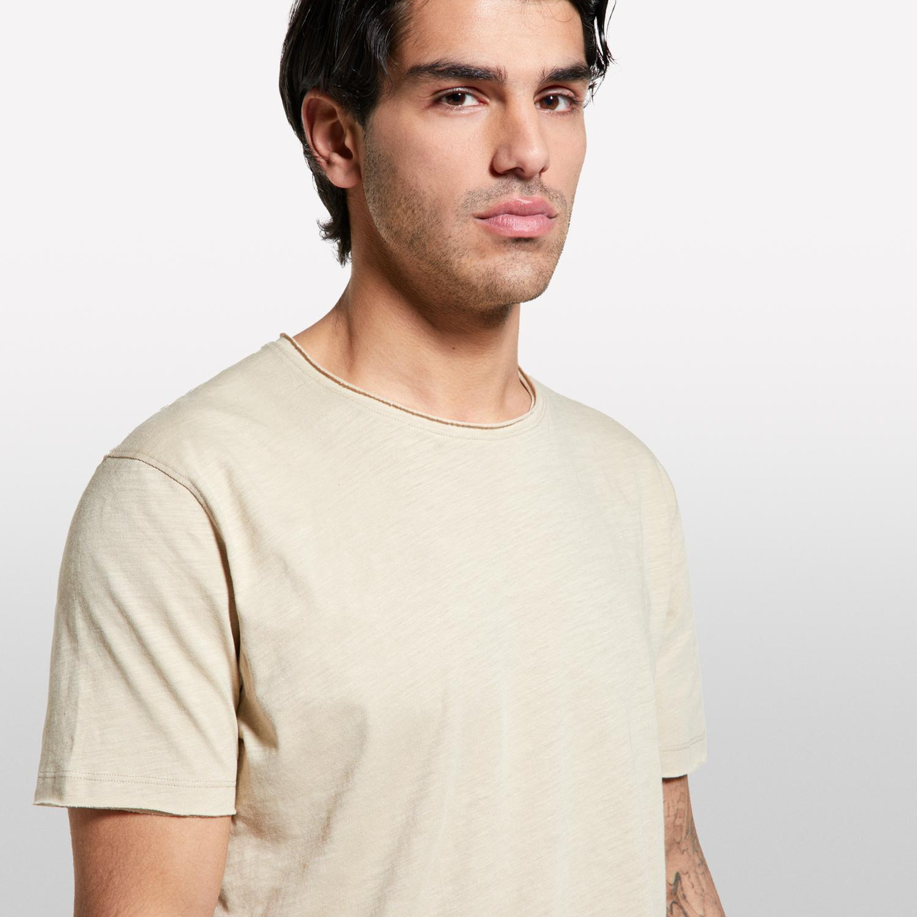 Erkek Bej %100 Pamuk Bisiklet Yaka Slim Fit Slub T-Shirt