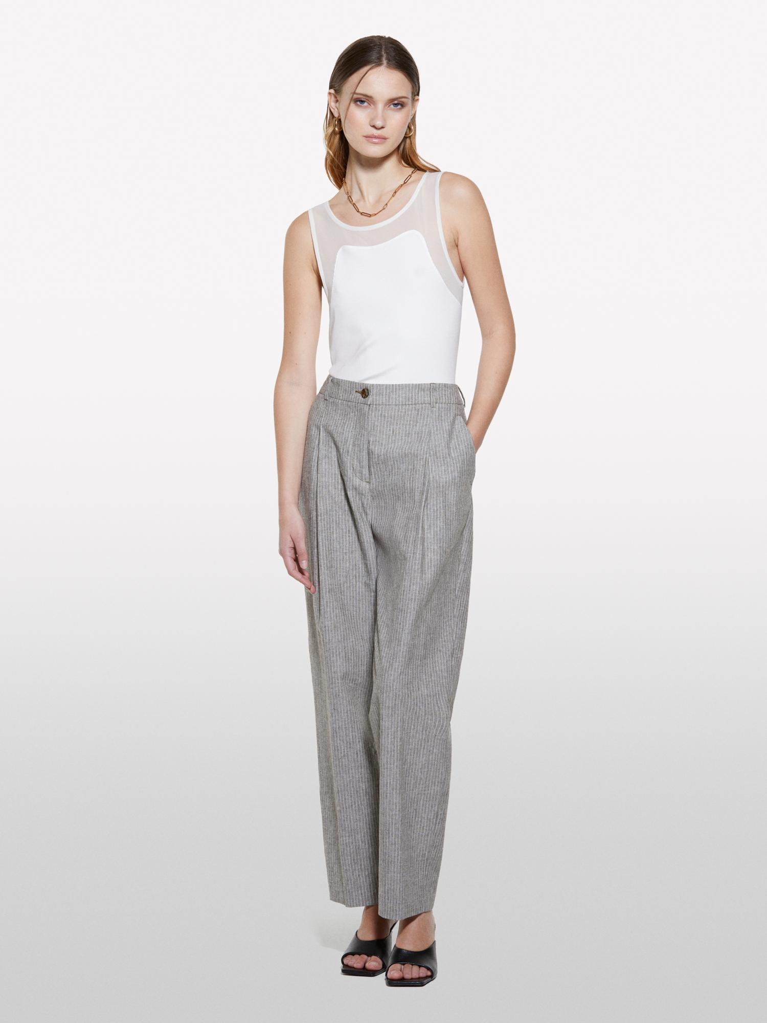Kadın Kırık Beyaz Viskoz Karışımlı Nervürlü Jarse Slim Fit Atlet