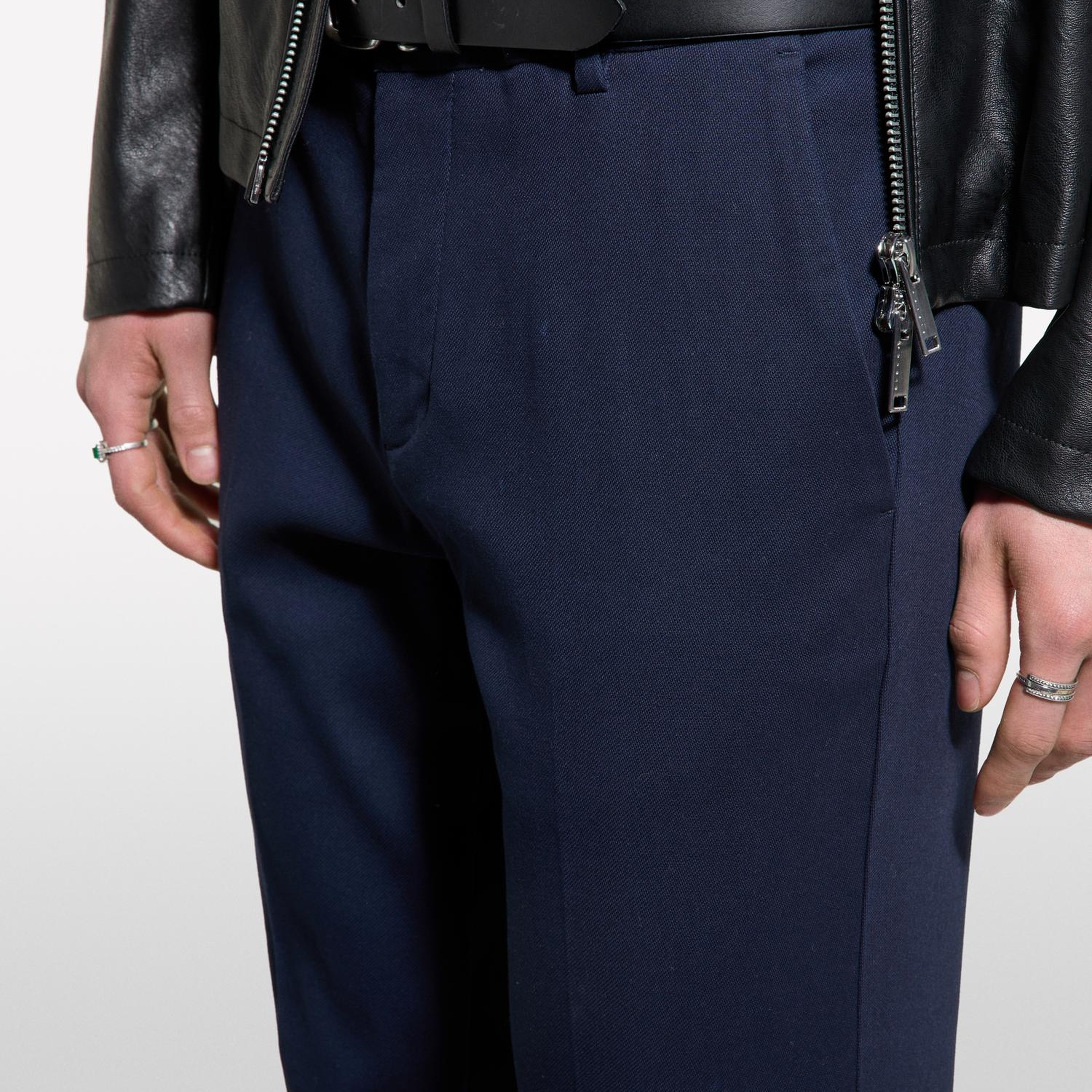 Erkek Koyu Lacivert Streç Pamuklu Logolu Slim Fit Chino Pantolon
