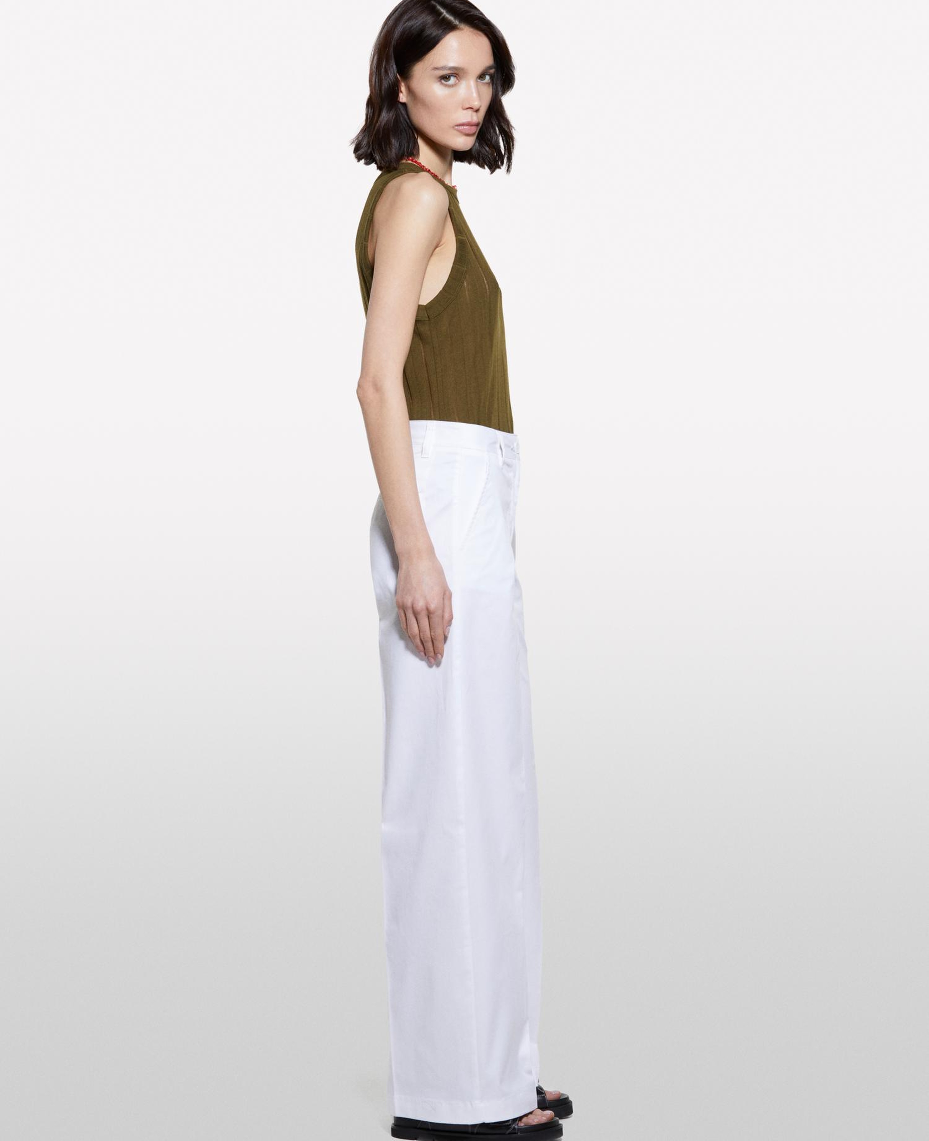Kadın Beyaz Streç Pamuklu Normal Bel Wide Leg Pantolon