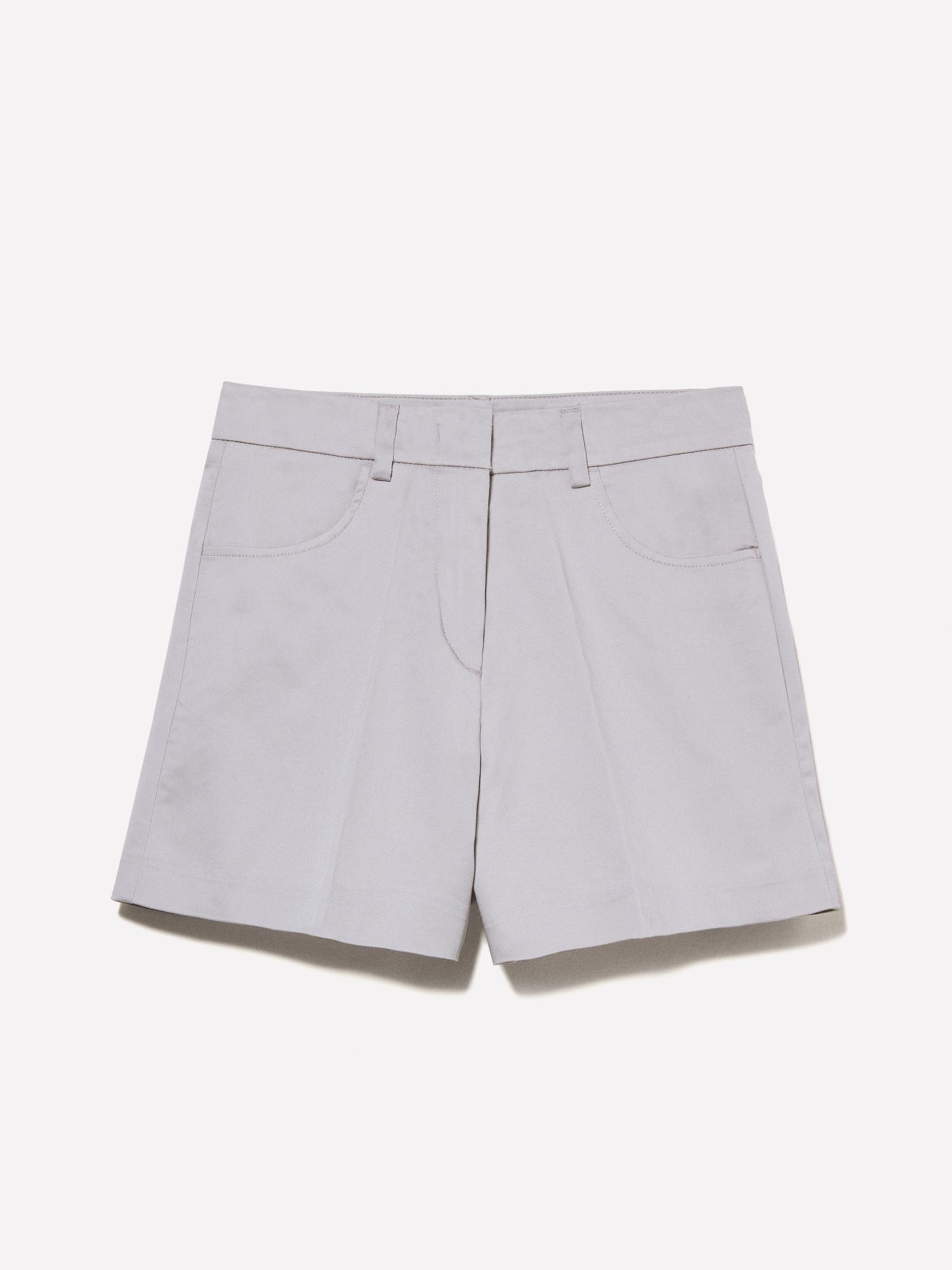 Kadın Gri Streç Pamuklu Cepli Yüksek Bel Slim Fit Şort