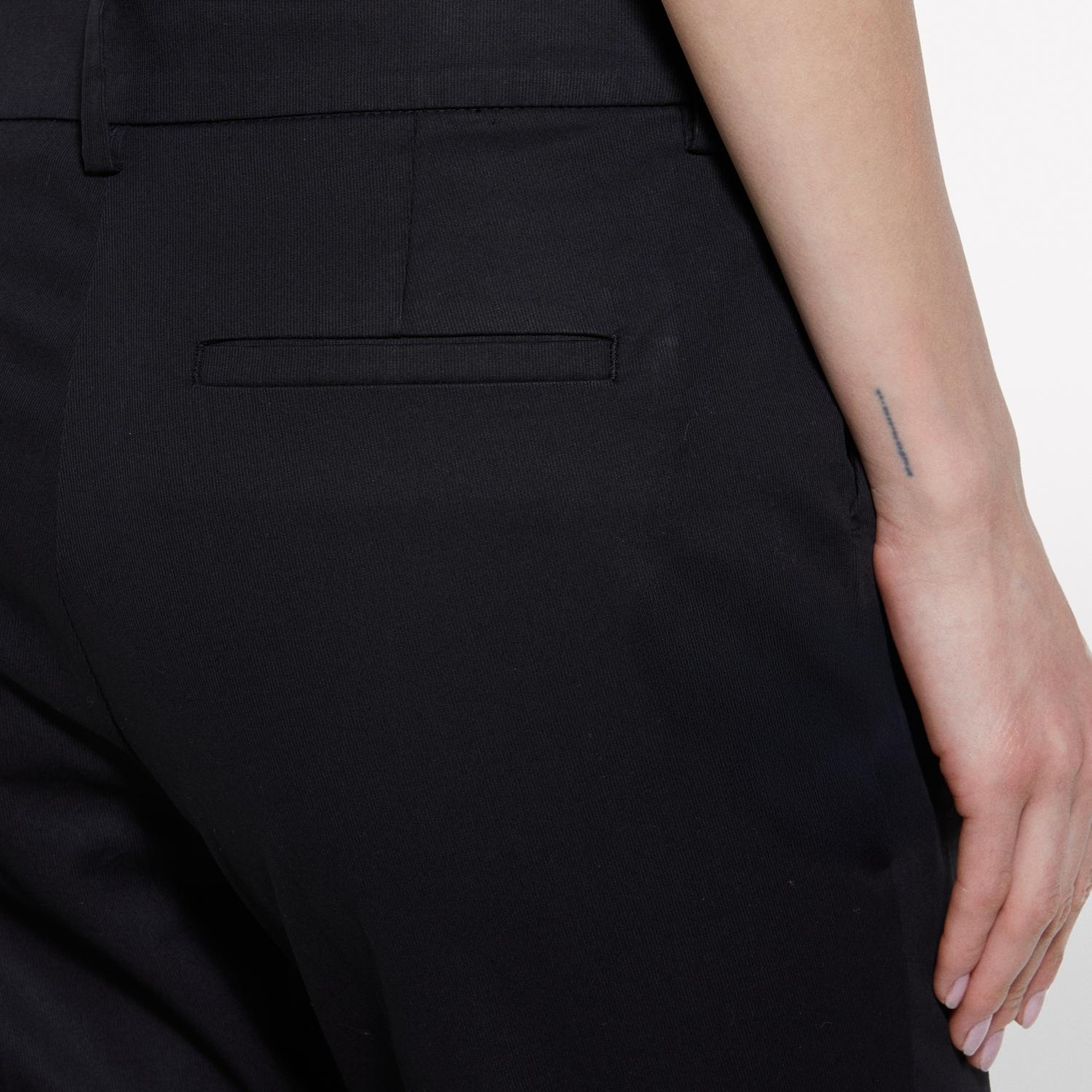 Kadın Siyah Streç Pamuklu Normal Bel Straight Fit Pantolon