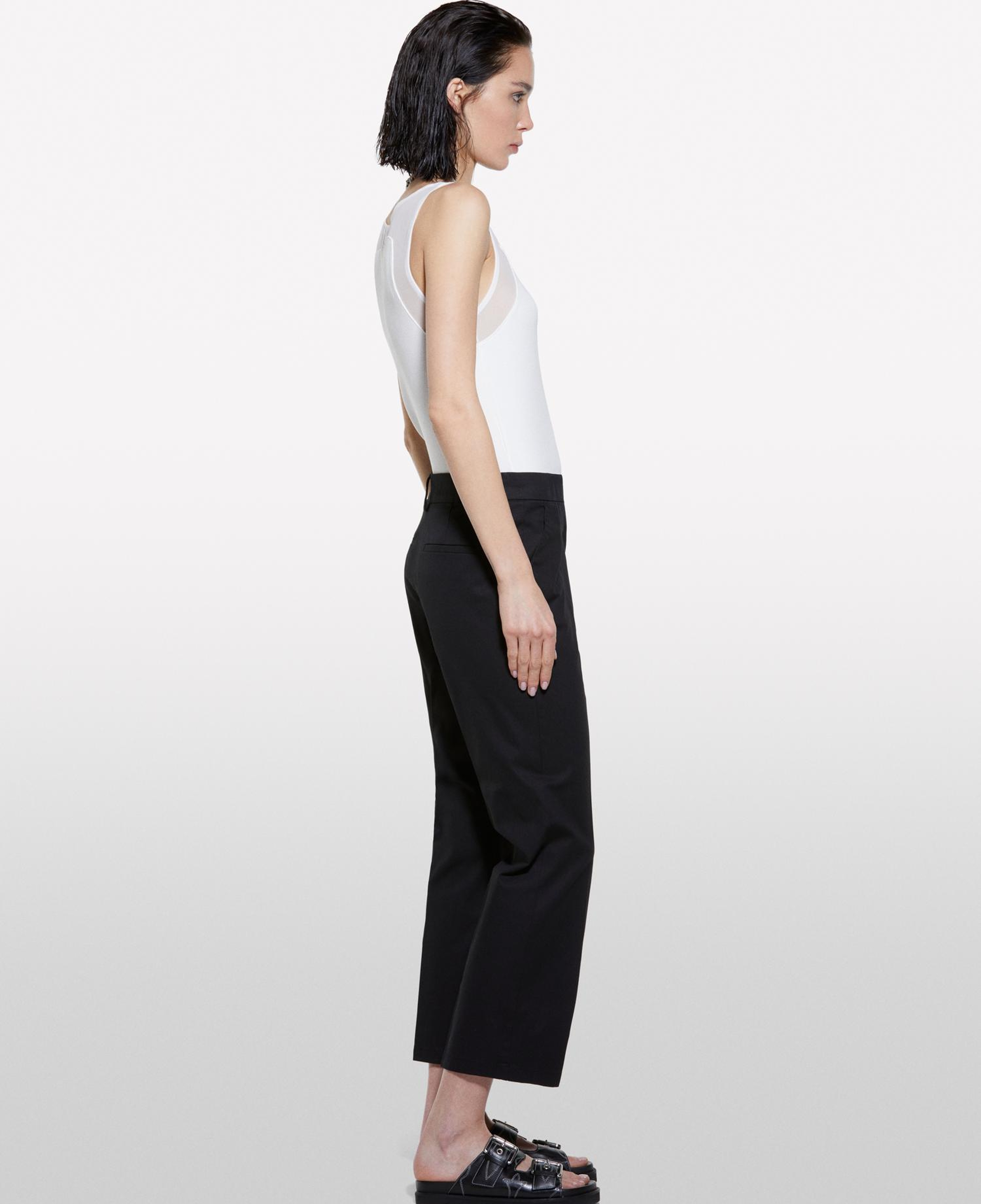 Kadın Siyah Streç Pamuklu Normal Bel Straight Fit Pantolon