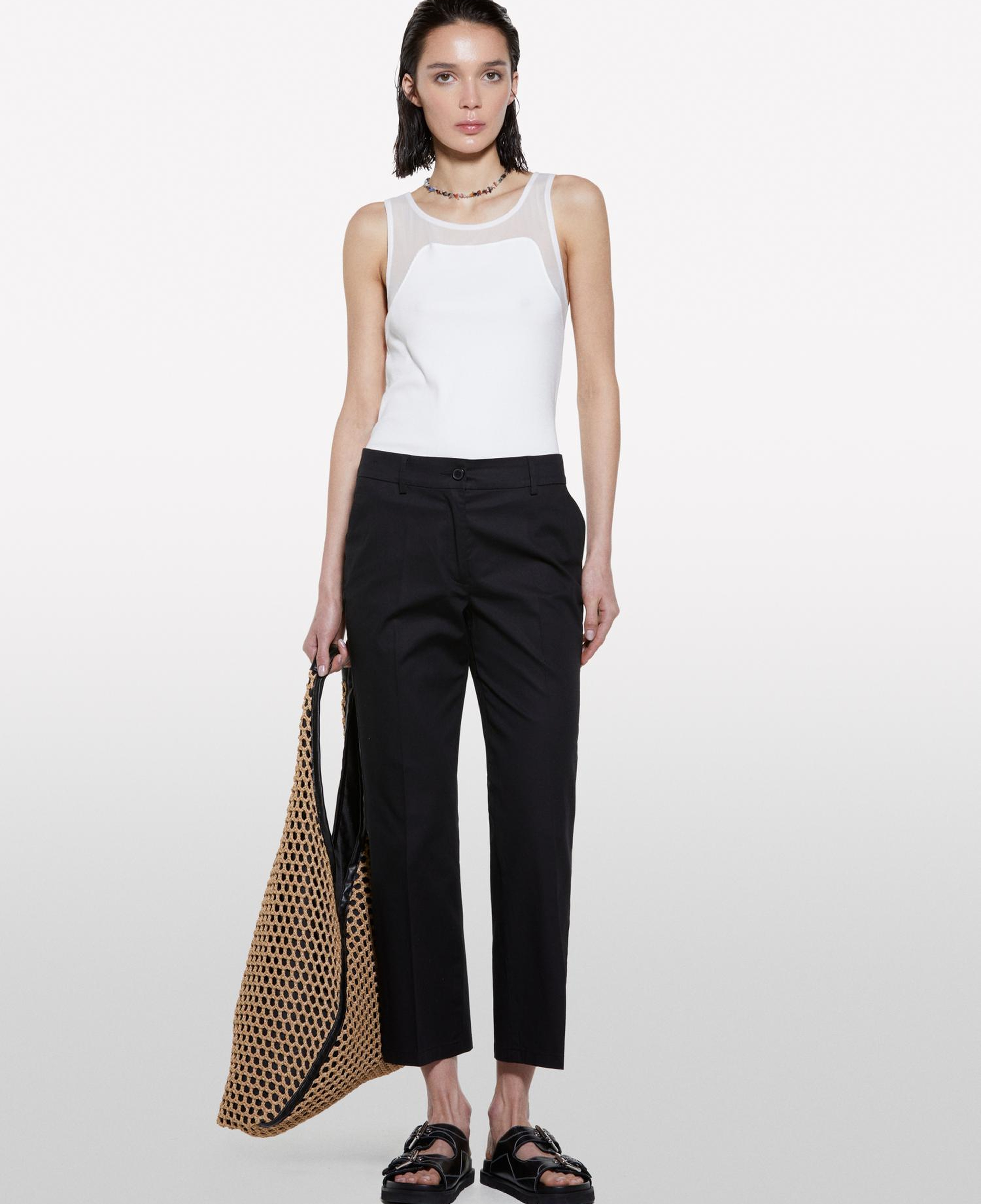 Kadın Siyah Streç Pamuklu Normal Bel Straight Fit Pantolon