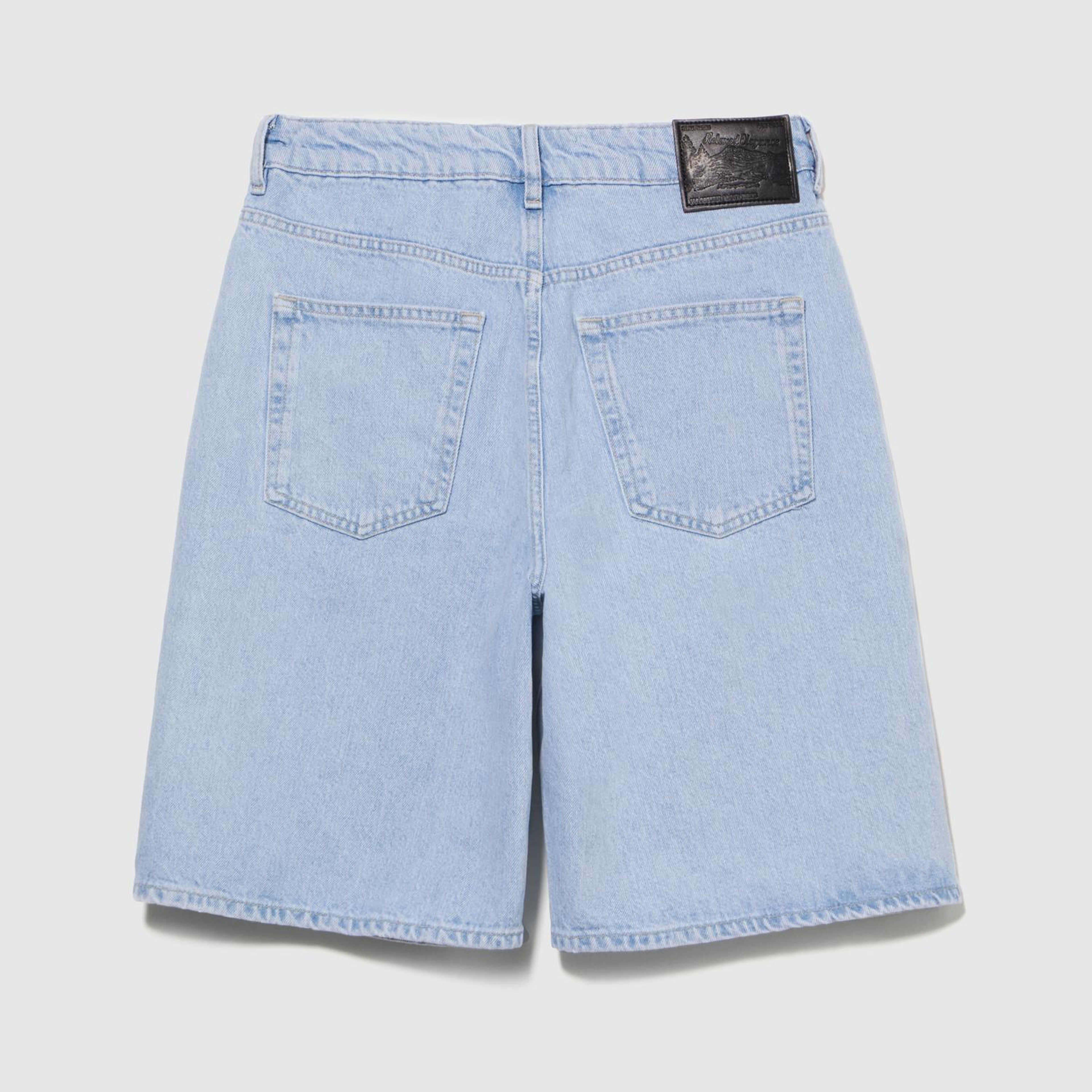 Kadın Açık Denim %100 Pamuk Düşük Bel Relax Fit Bermuda Denim Şort