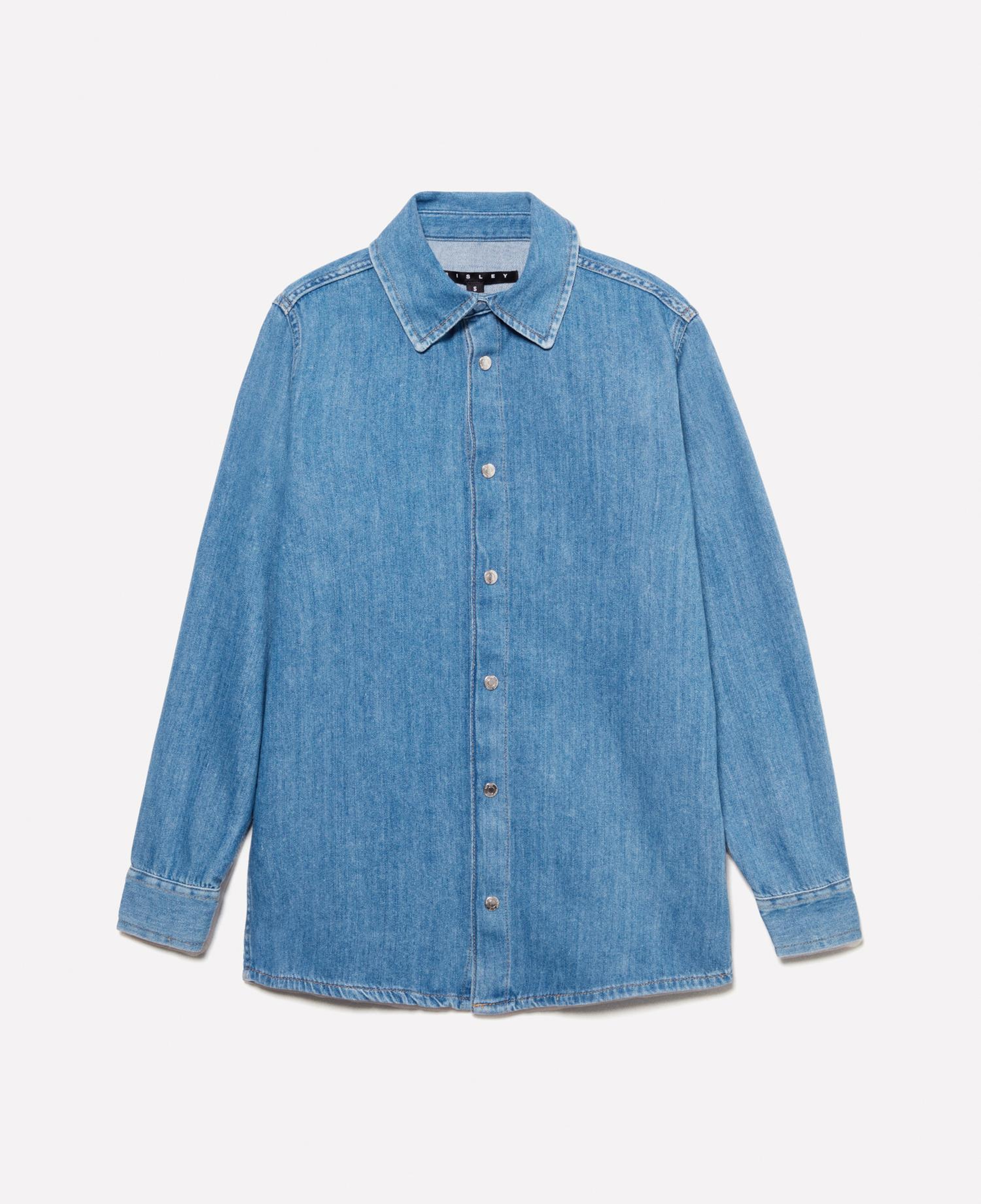 Kadın Açık Mavi %100 Pamuk Manşetli Çıtçıtlı Regular Fit Denim Gömlek