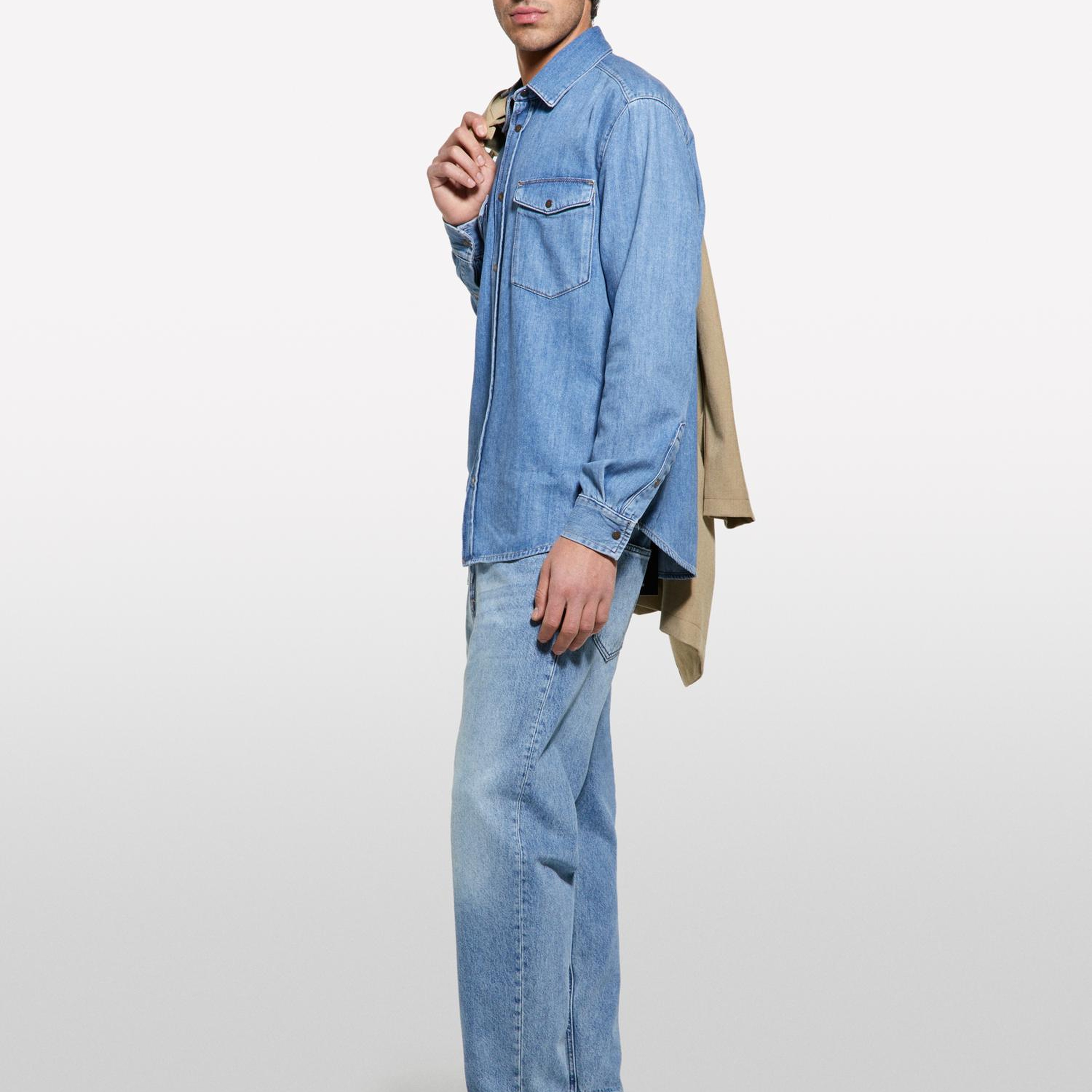 Erkek Açık Denim %100 Pamuk Önü 2 Cepli Regular Fit Denim Gömlek
