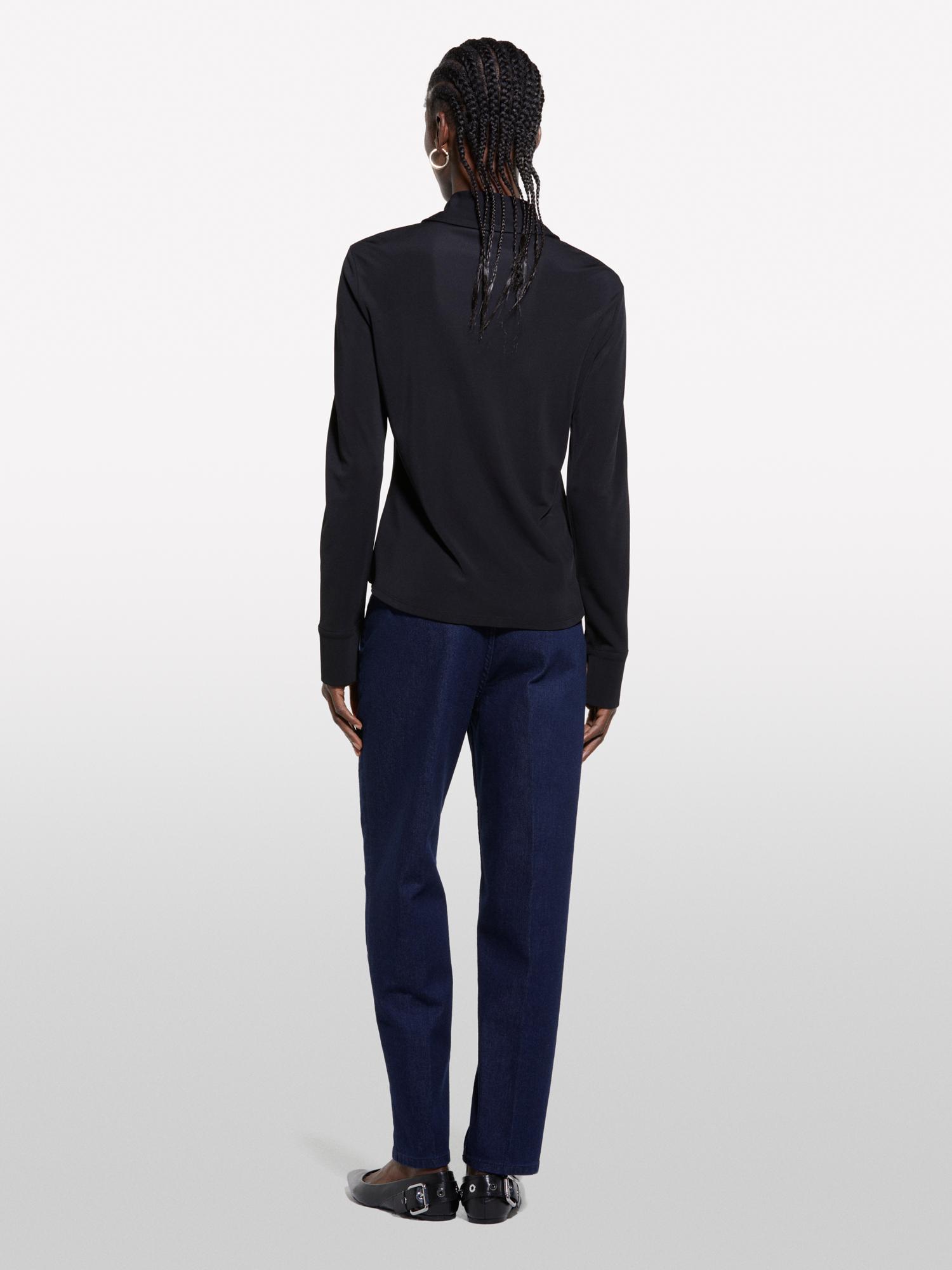 Kadın Siyah %100 Viskoz Manşetli Metal Düğmeli Dik Yaka Slim Fit Gömlek