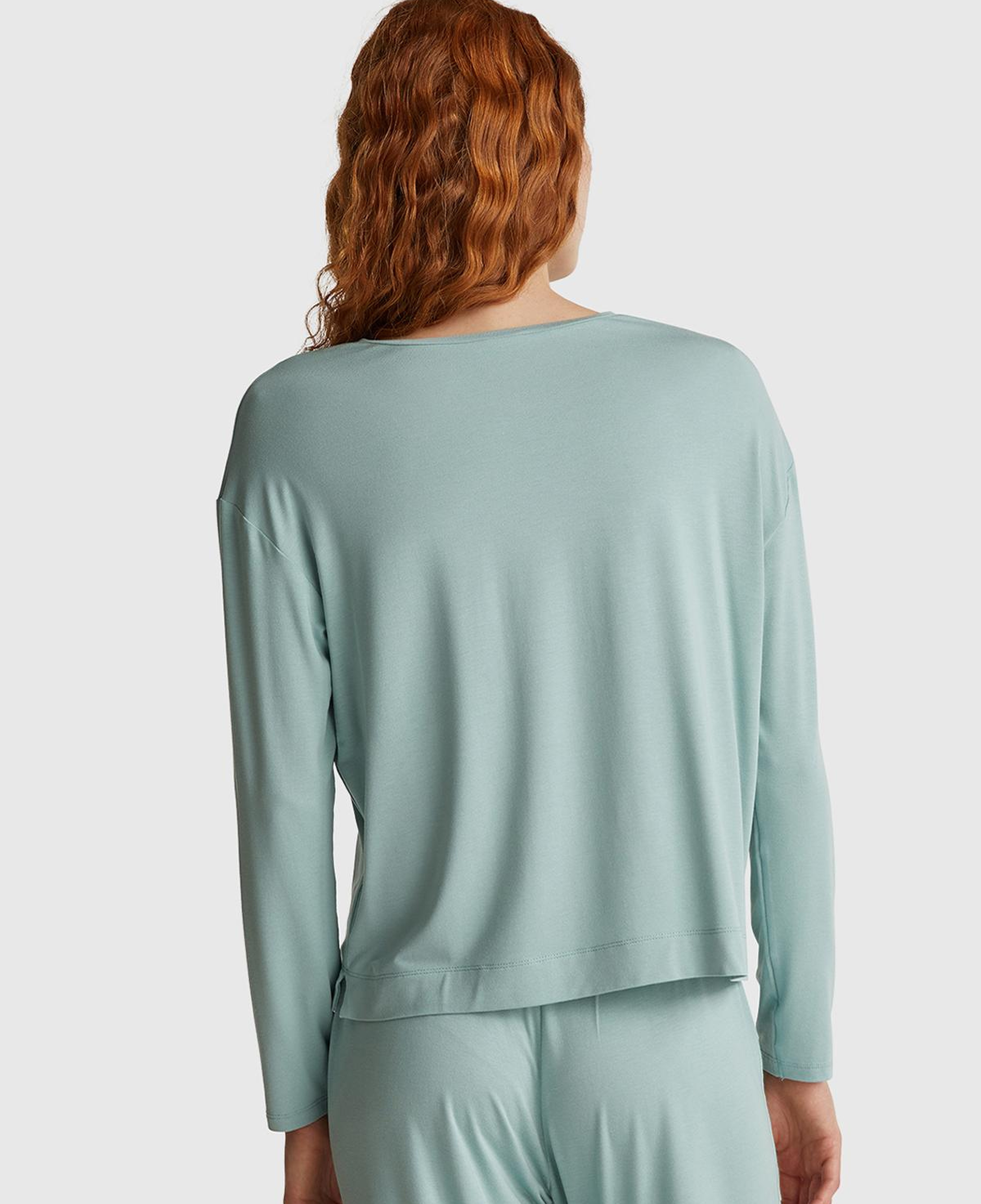 Kadın Açık Yeşil Modal Karışımlı Yırtmaçlı Bisiklet Yaka Pijama Üstü