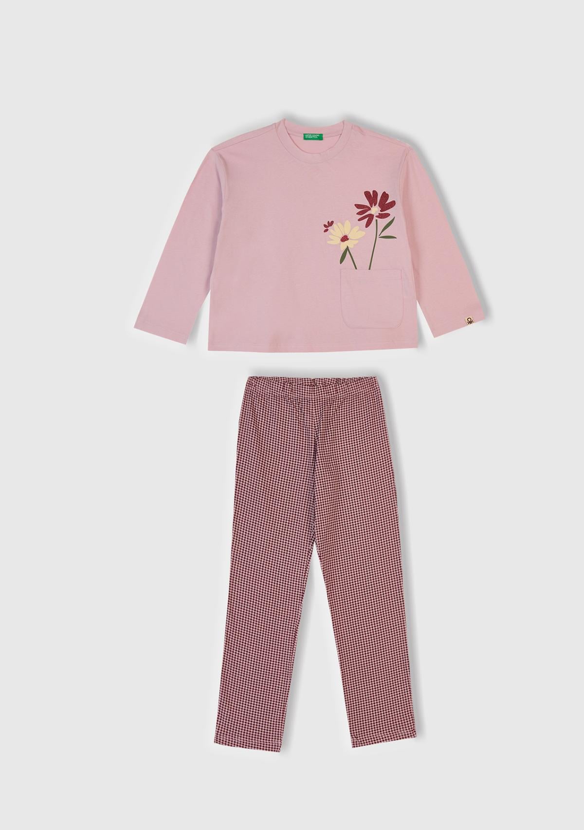 Kız Çocuk Toz Pembe-Mor Üstü Baskılı Cep Detaylı Altı Desenli Slim Fit Pijama Takımı