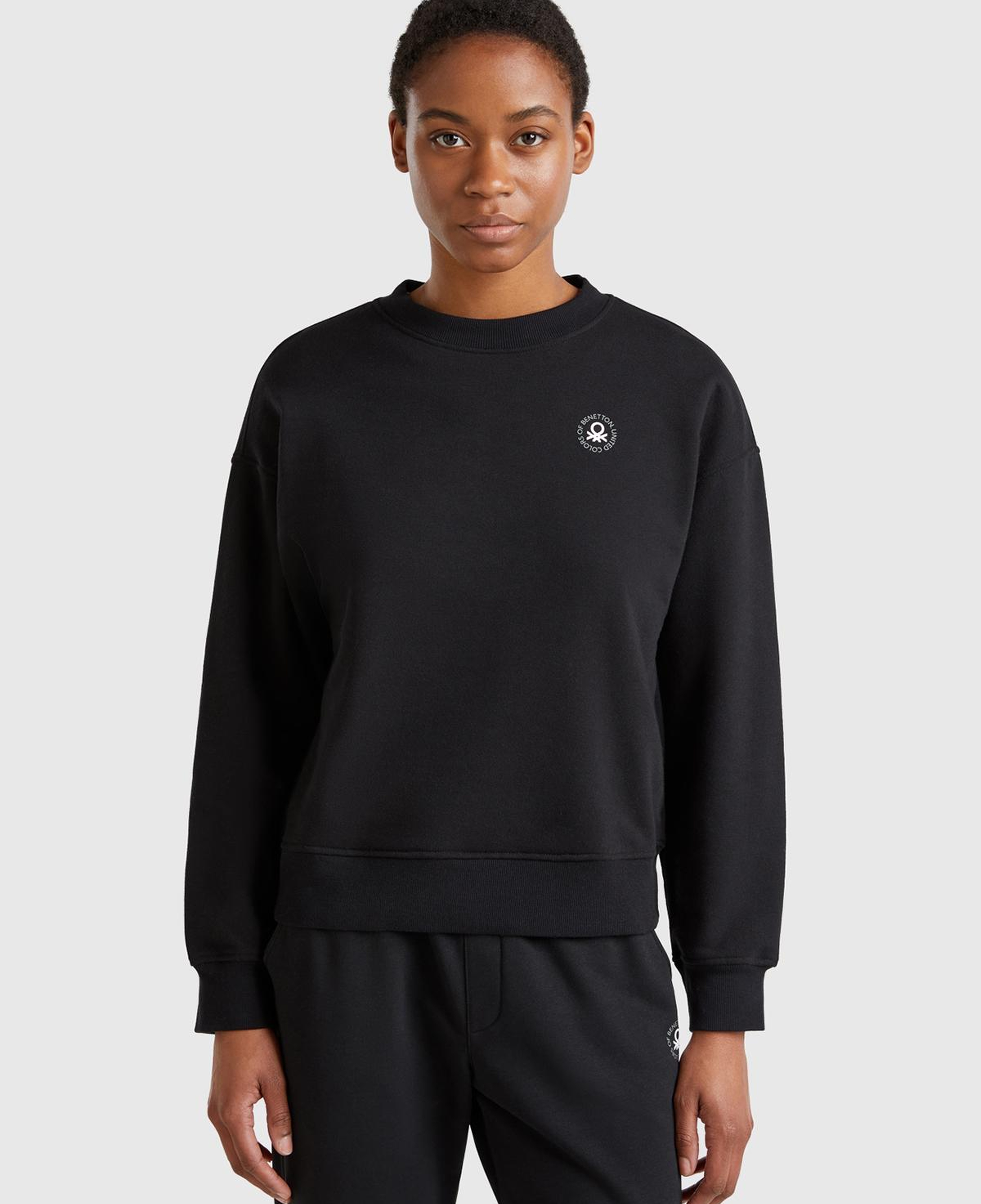 Kadın Siyah Pamuk Karışımlı Logo Baskılı Bisiklet Yaka Sweatshirt