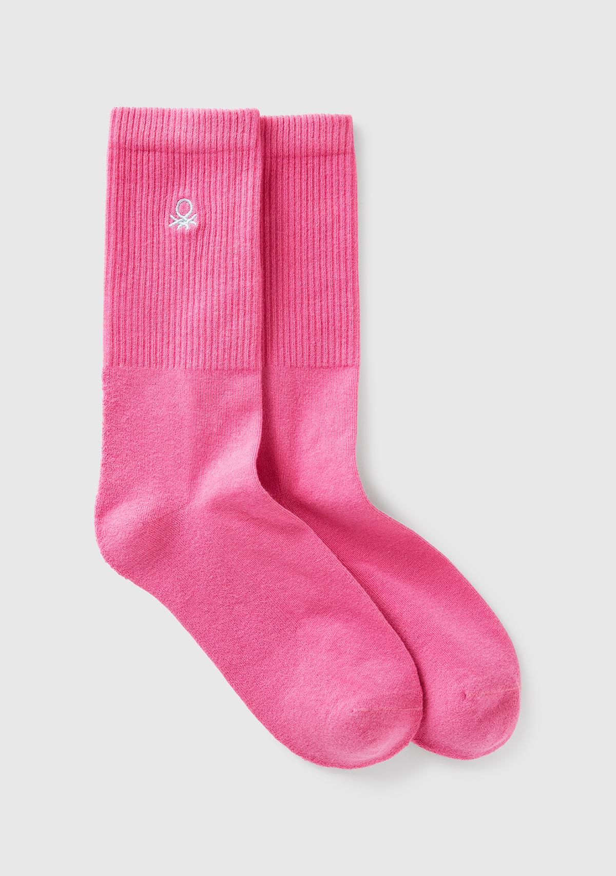 Unisex Pembe Benetton Logolu Soket Çorap