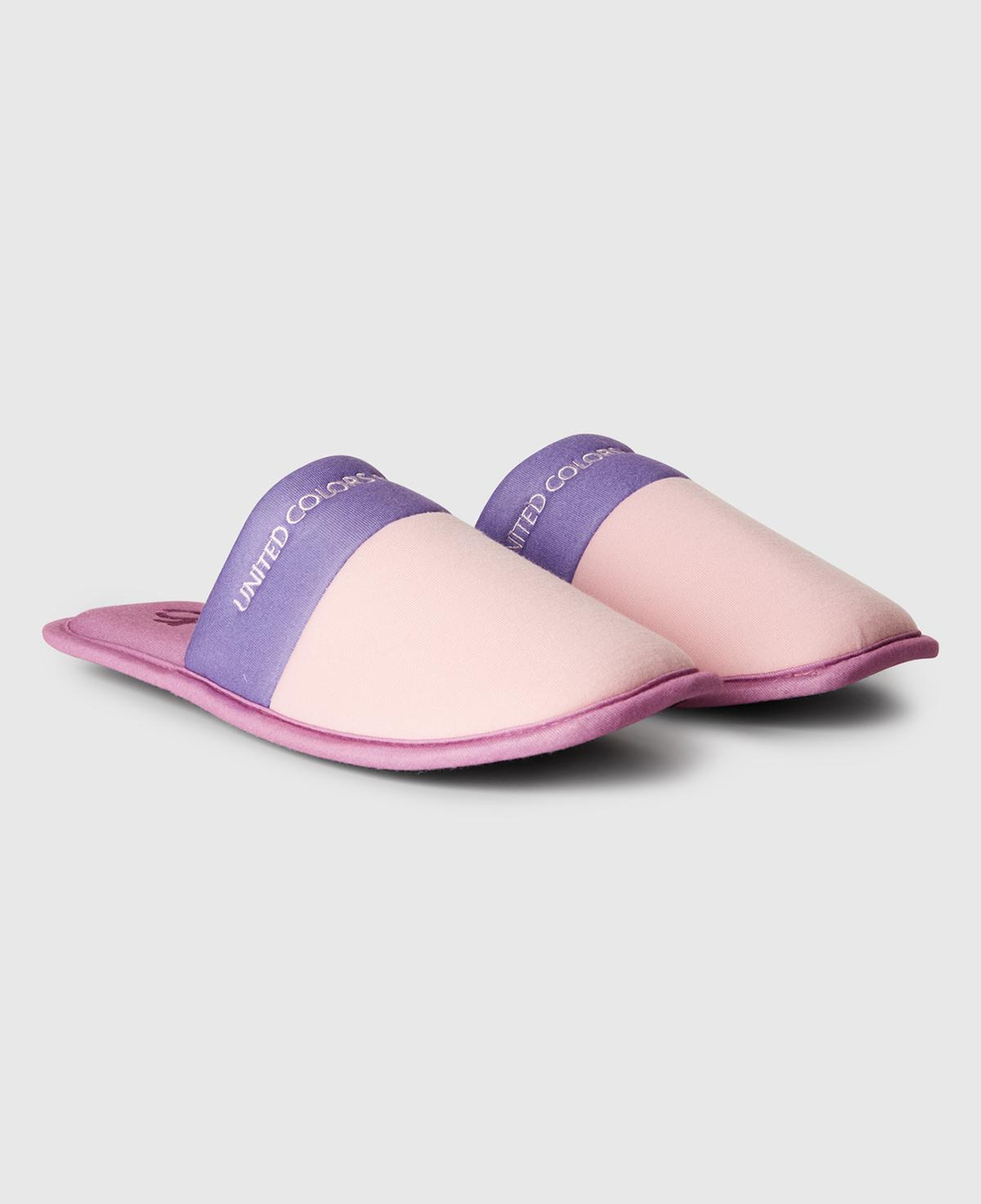 Unisex Pembe Logo Baskılı Çok Renkli Ev Terliği