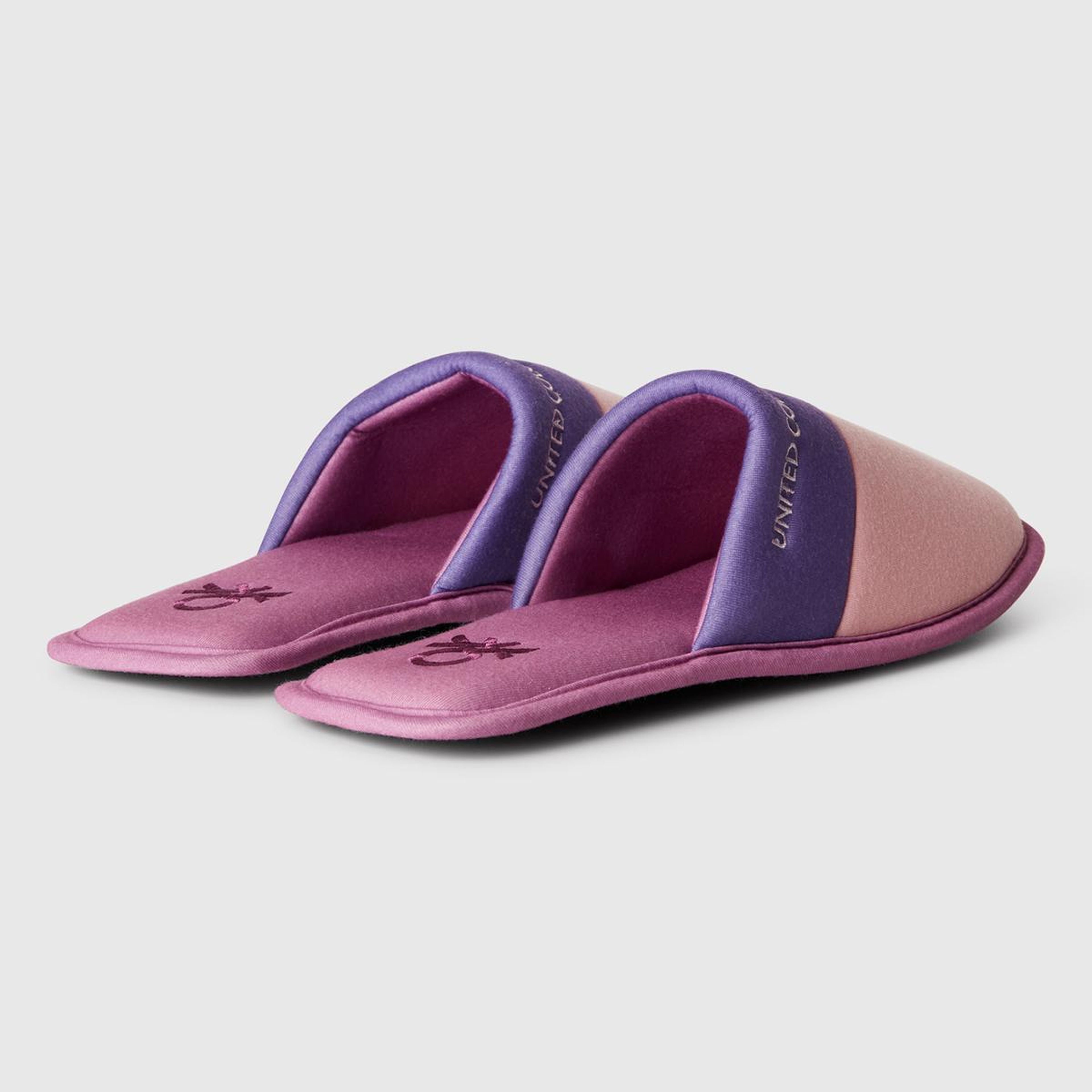 Unisex Pembe Logo Baskılı Çok Renkli Ev Terliği