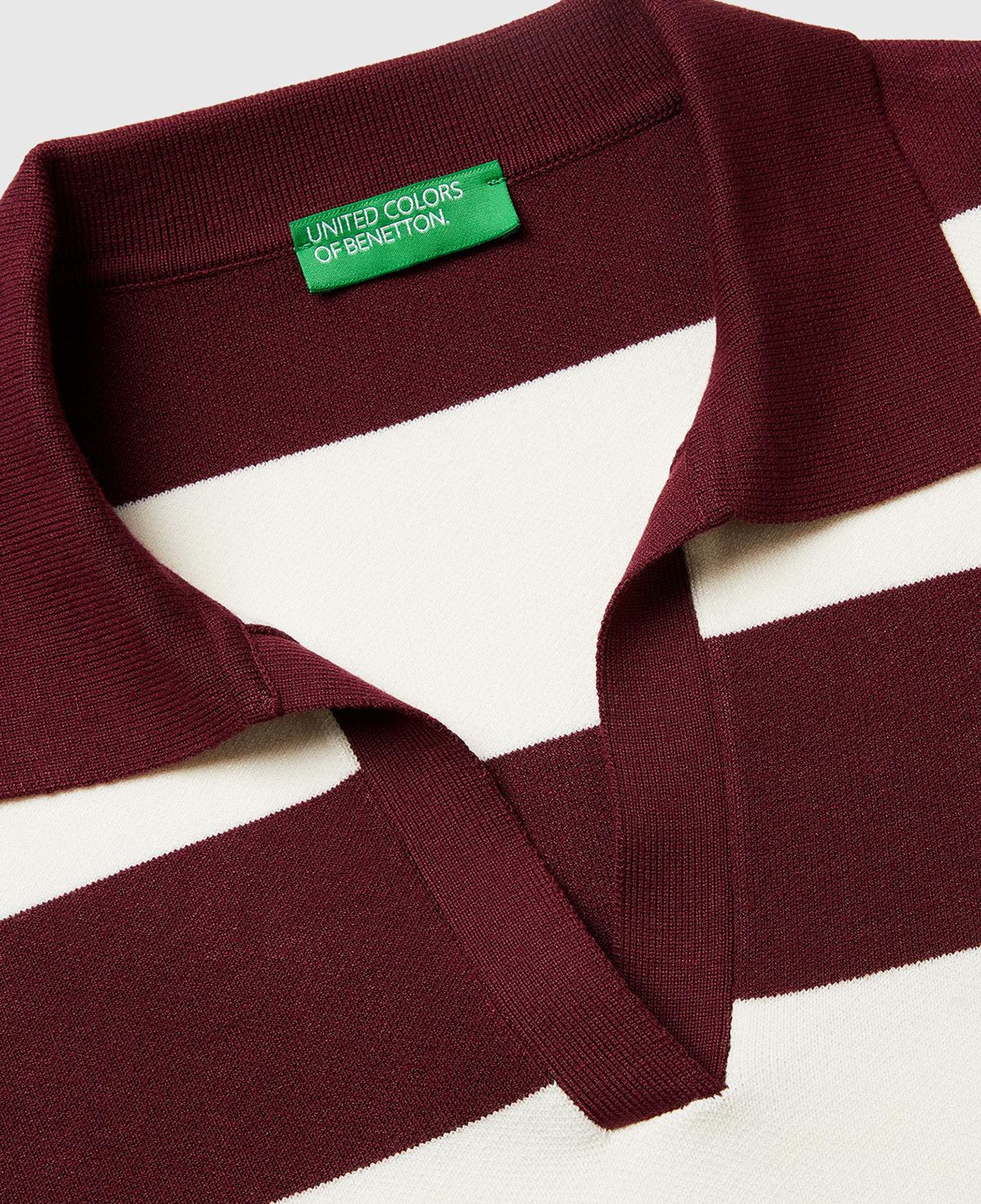 Kadın Bordo Viskoz Karışımlı Çizgili Boxy Fit Polo Yaka Kazak