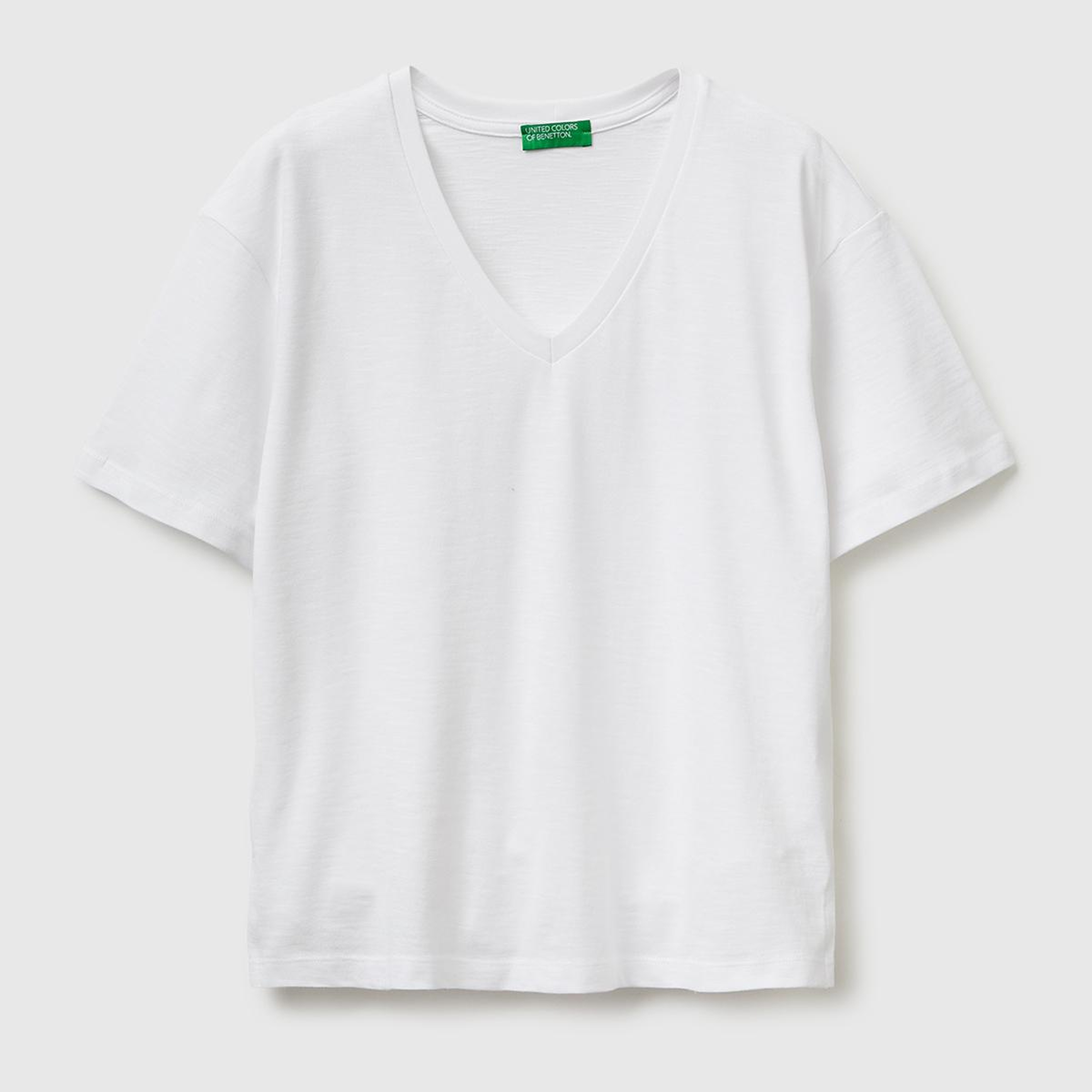 Kadın Beyaz %100 Pamuk Klasik V Yaka T-Shirt