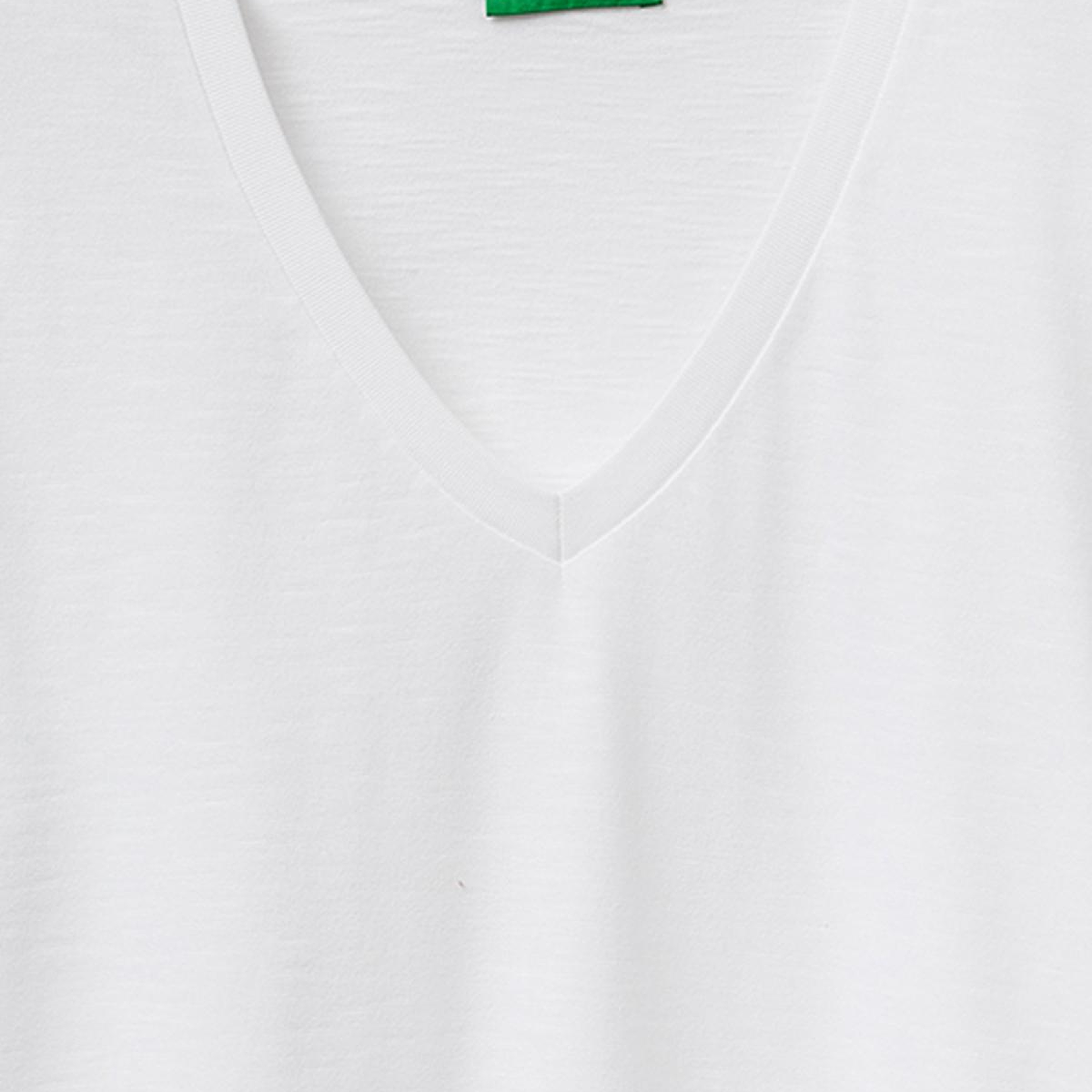 Kadın Beyaz %100 Pamuk Klasik V Yaka T-Shirt
