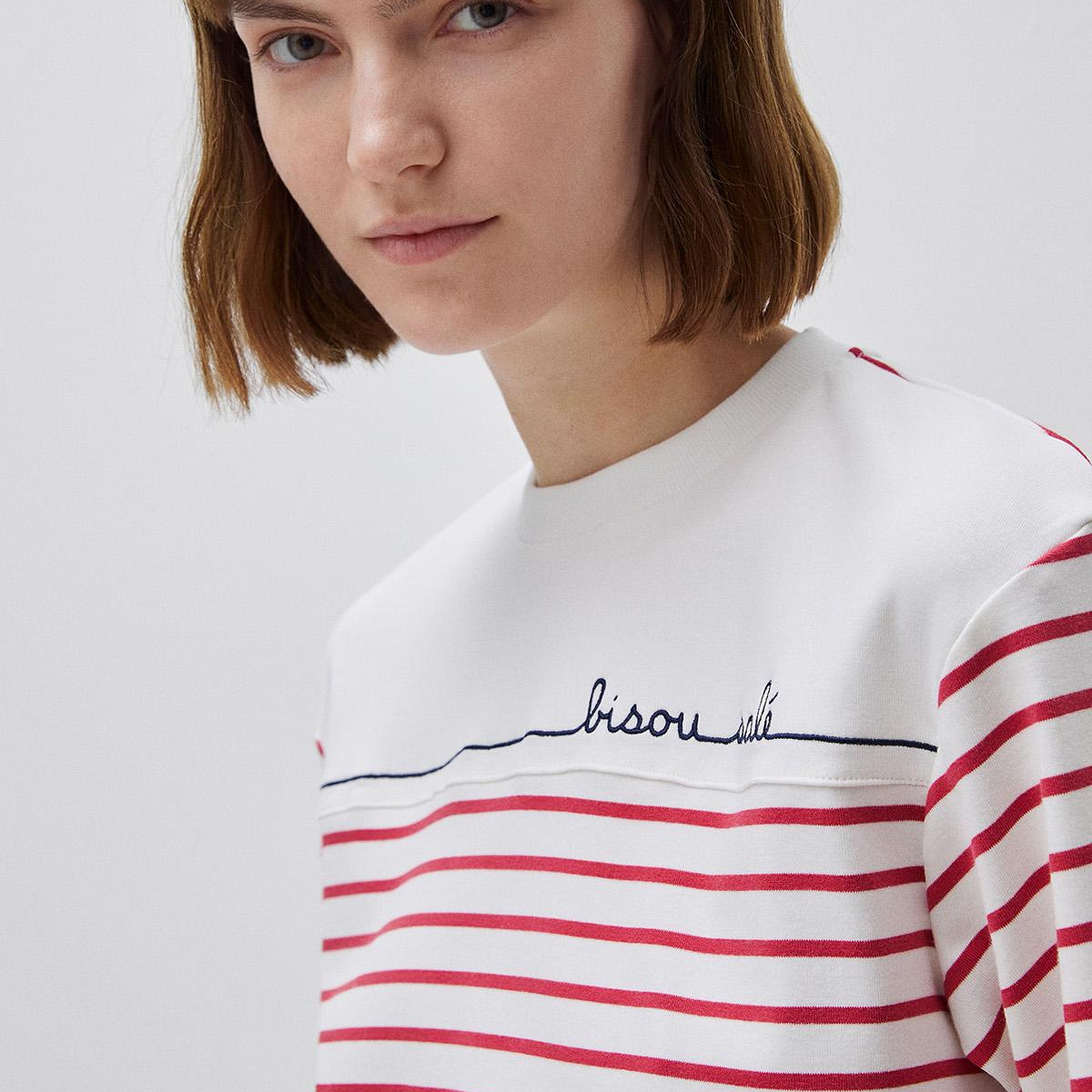 Kadın Pembe Pamuk Karışımlı Nakış Detaylı Çizgili Bisiklet Yaka T-Shirt