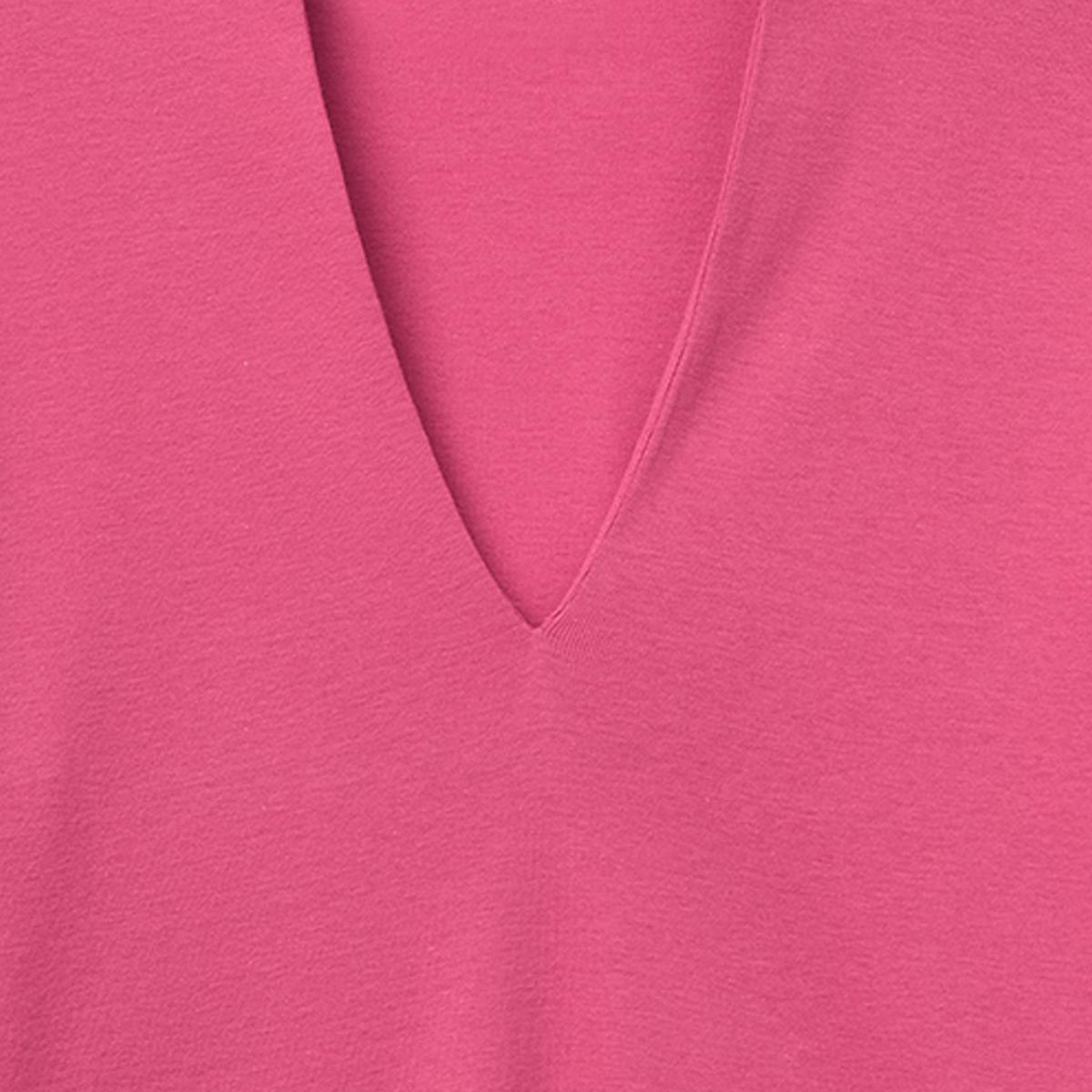 Kadın Fuşya %100 Pamuk Yarım Kollu Derin V Yaka T-Shirt